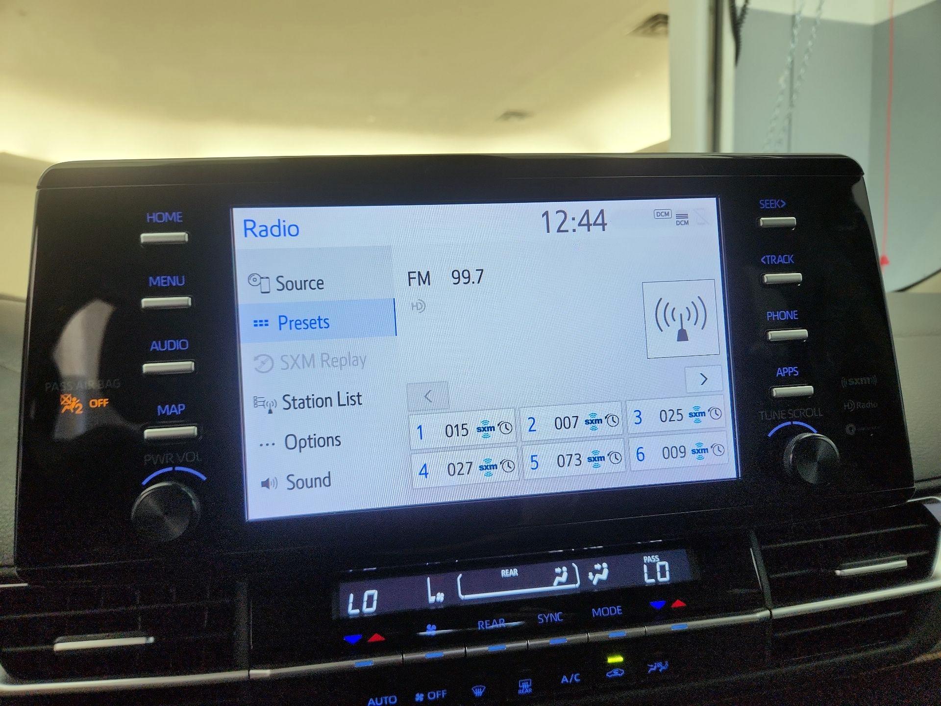 Thumbnail: 2024 Toyota Sienna - 15