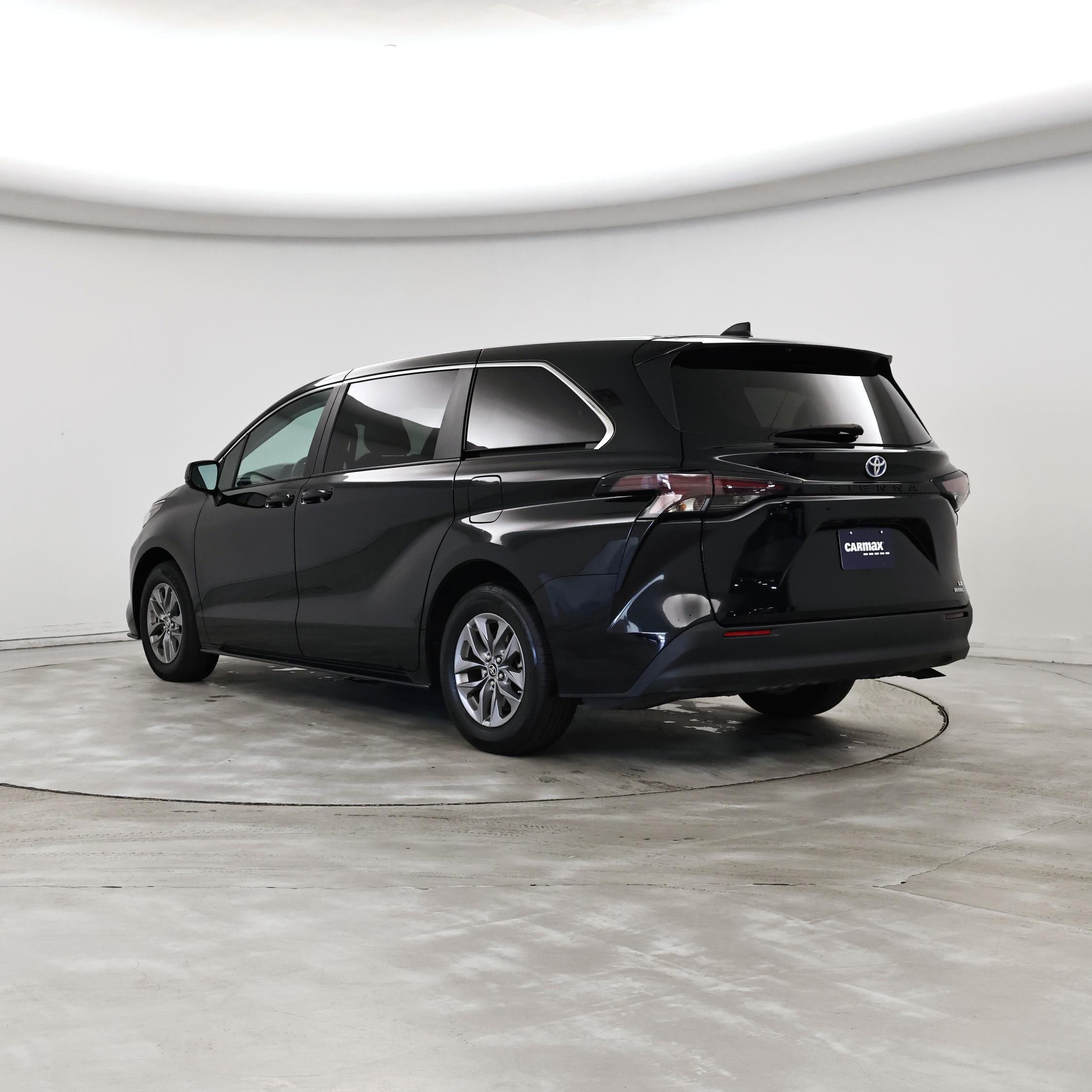 Thumbnail: 2024 Toyota Sienna - 2