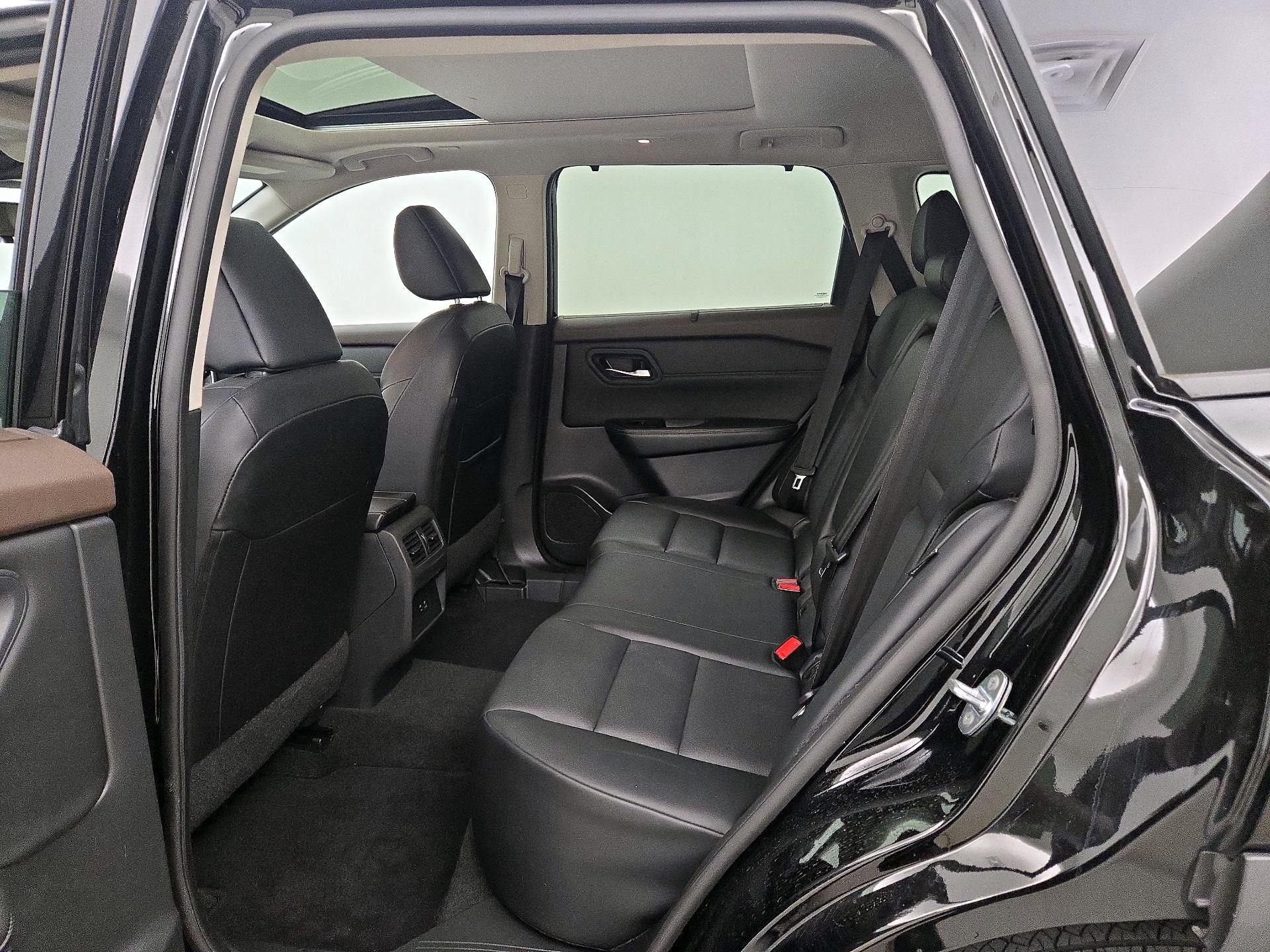 Thumbnail: 2023 Nissan Rogue - 20