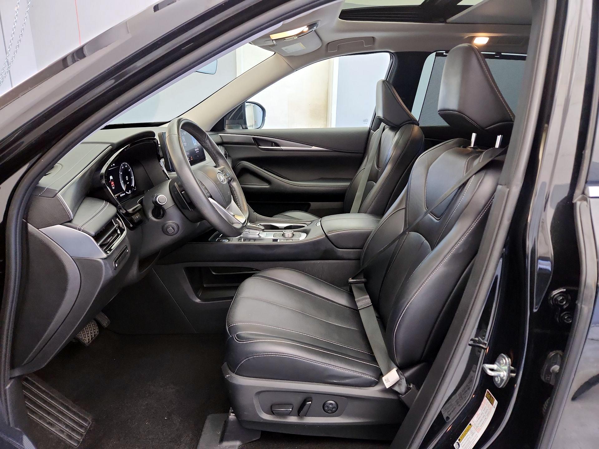 Thumbnail: 2023 INFINITI QX60 - 11