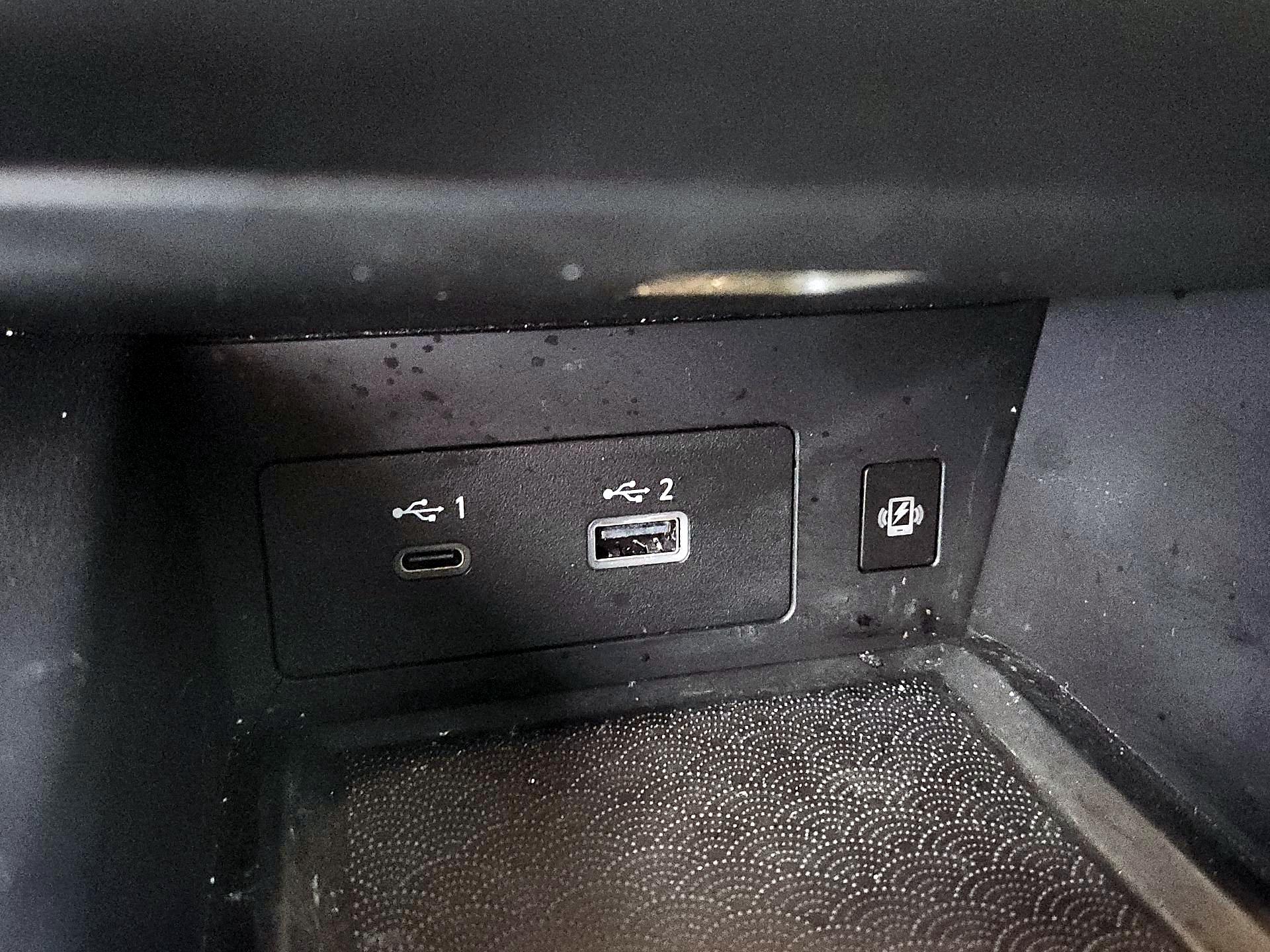 Thumbnail: 2023 INFINITI QX60 - 19