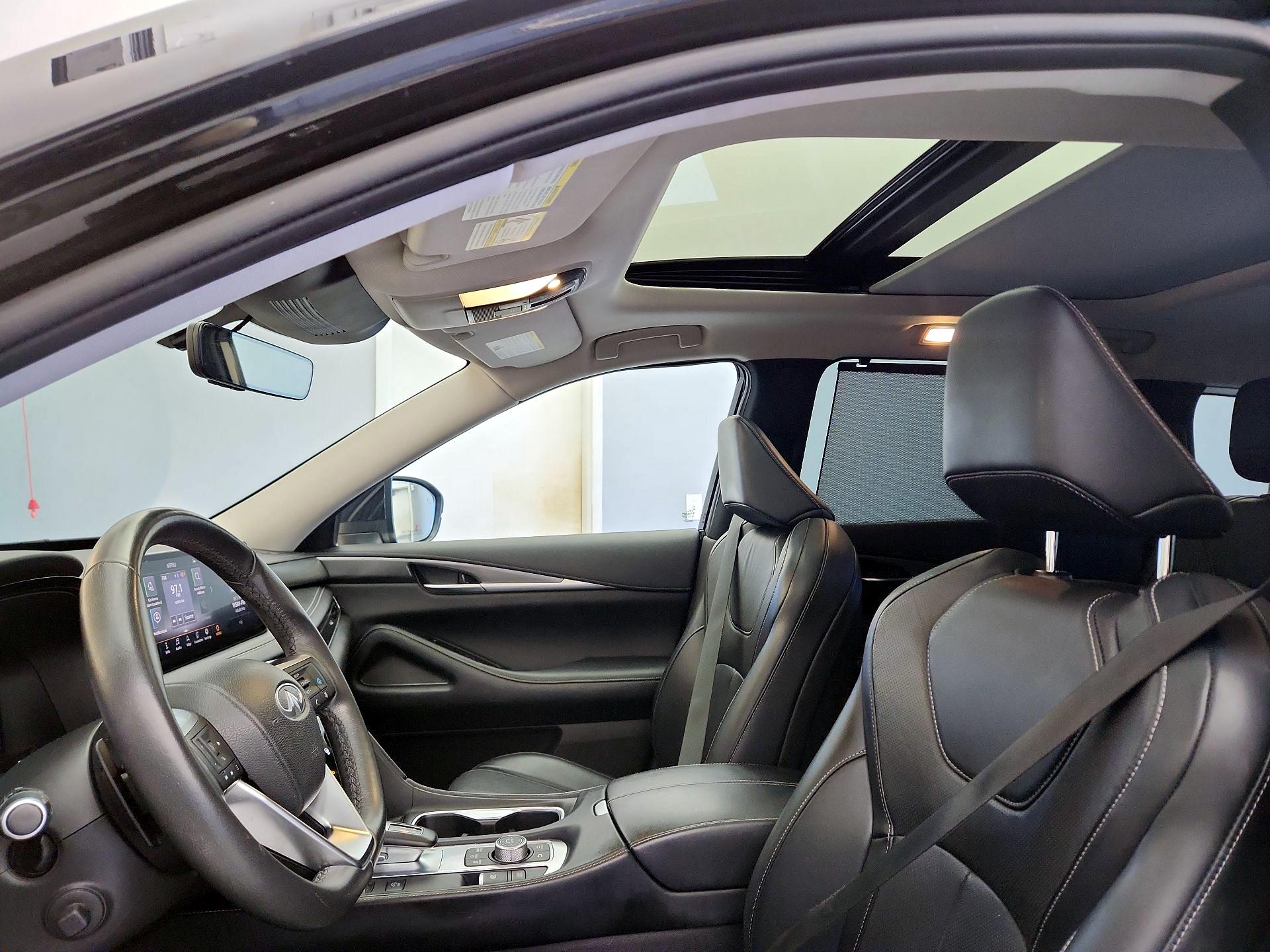 Thumbnail: 2023 INFINITI QX60 - 20