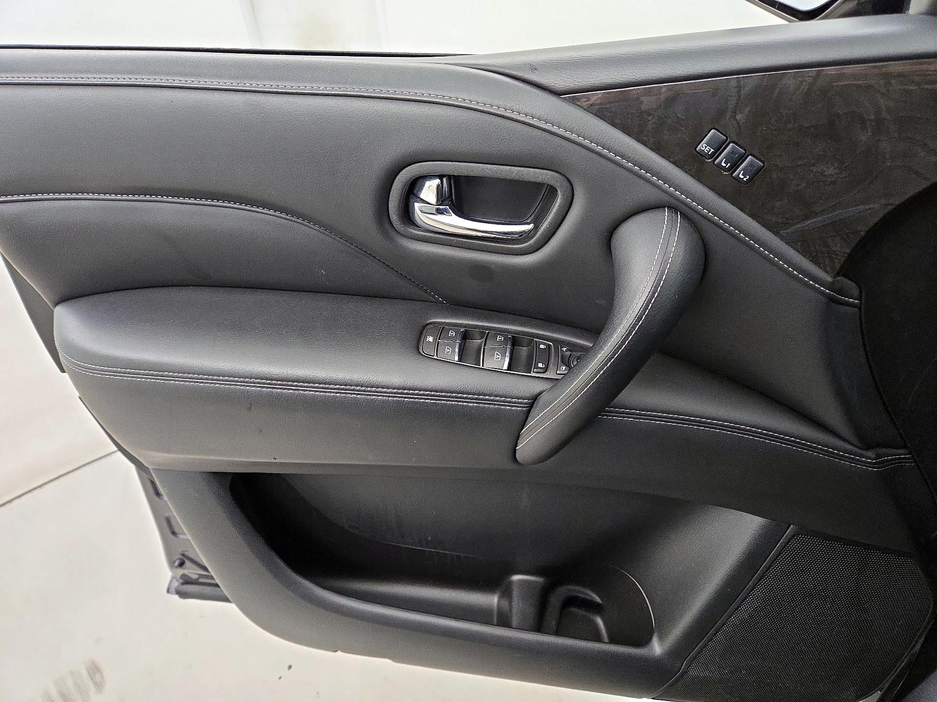 Thumbnail: 2024 INFINITI QX80 - 12