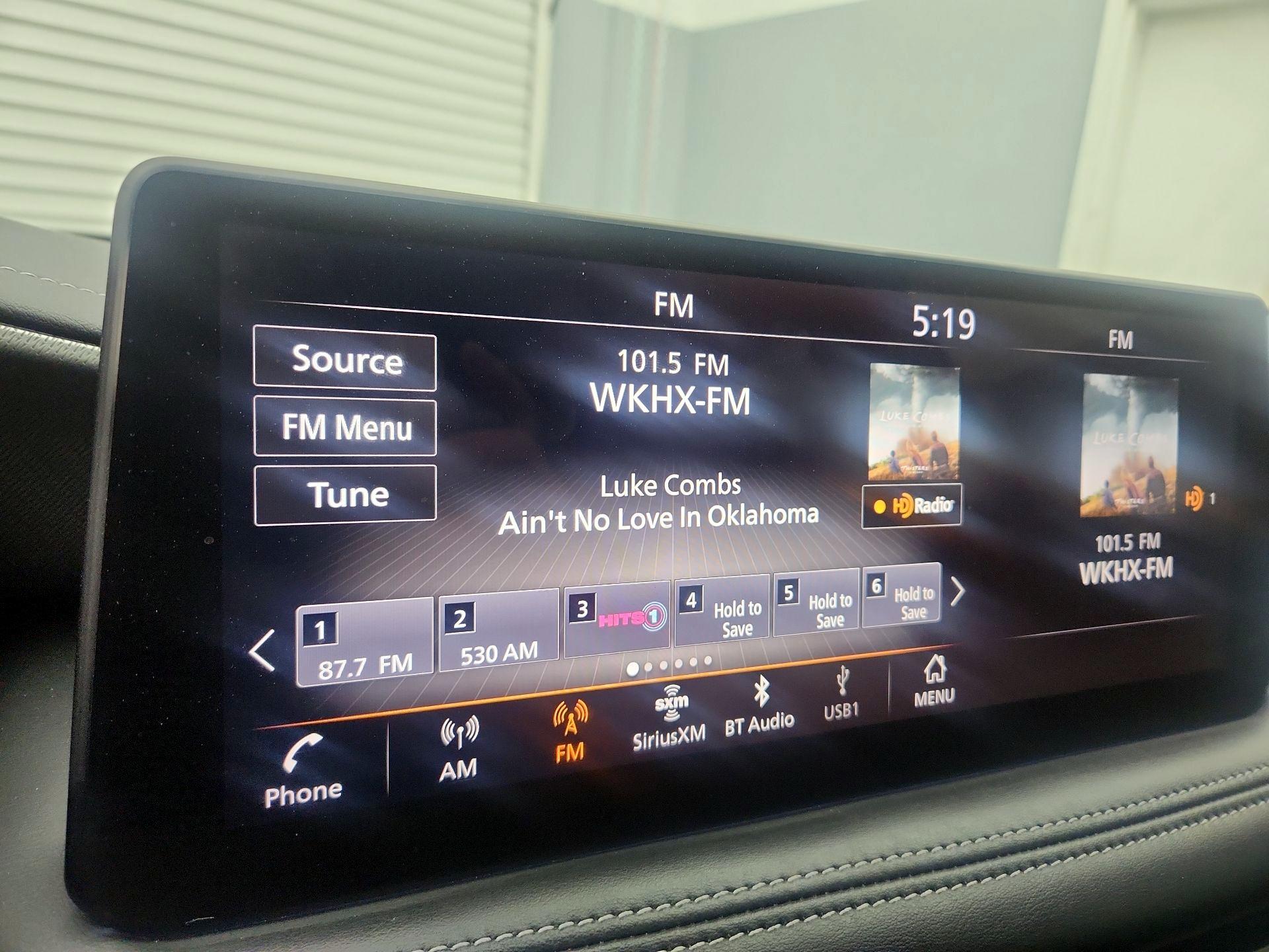 Thumbnail: 2023 INFINITI QX60 - 16