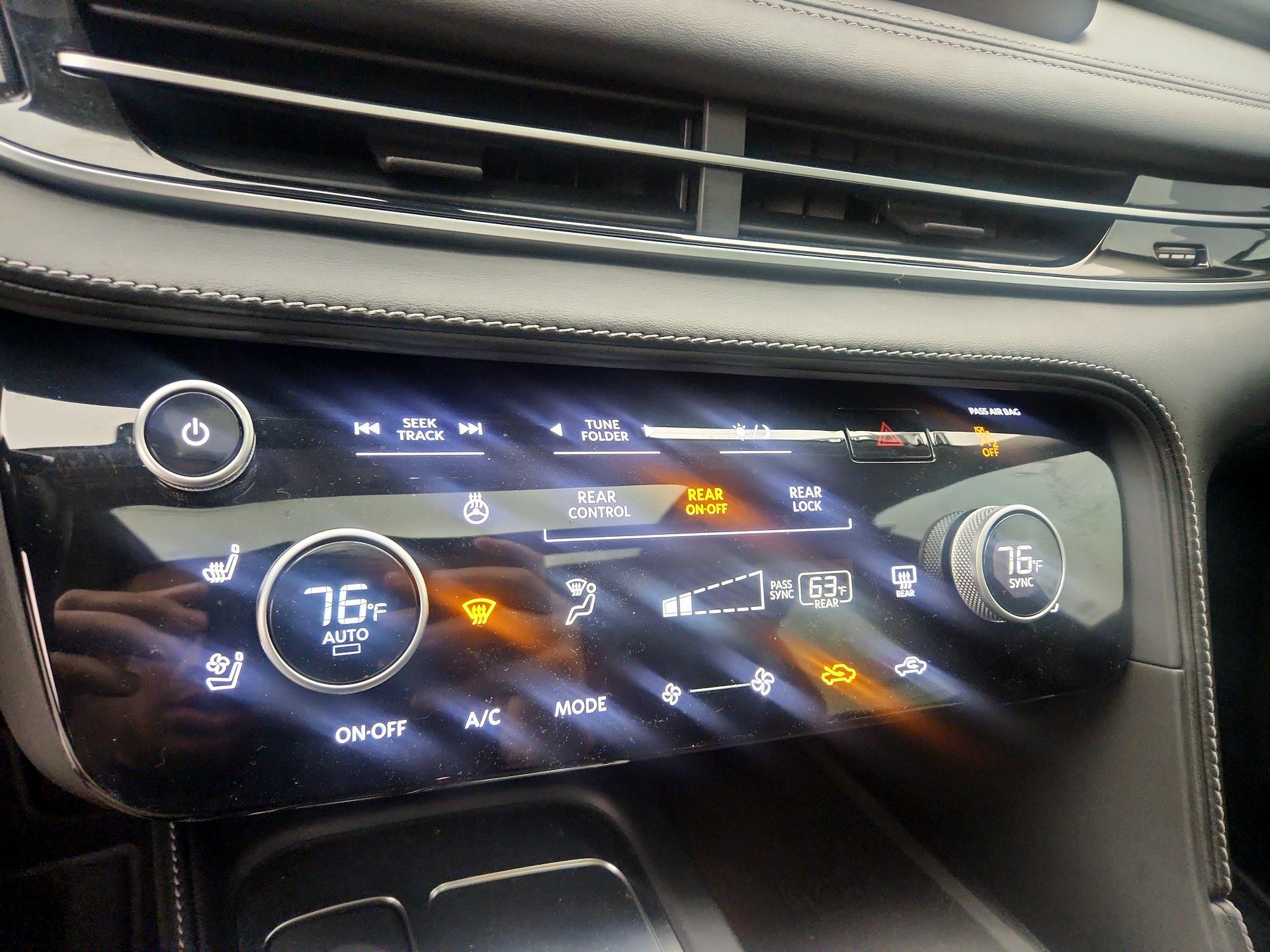 Thumbnail: 2023 INFINITI QX60 - 17