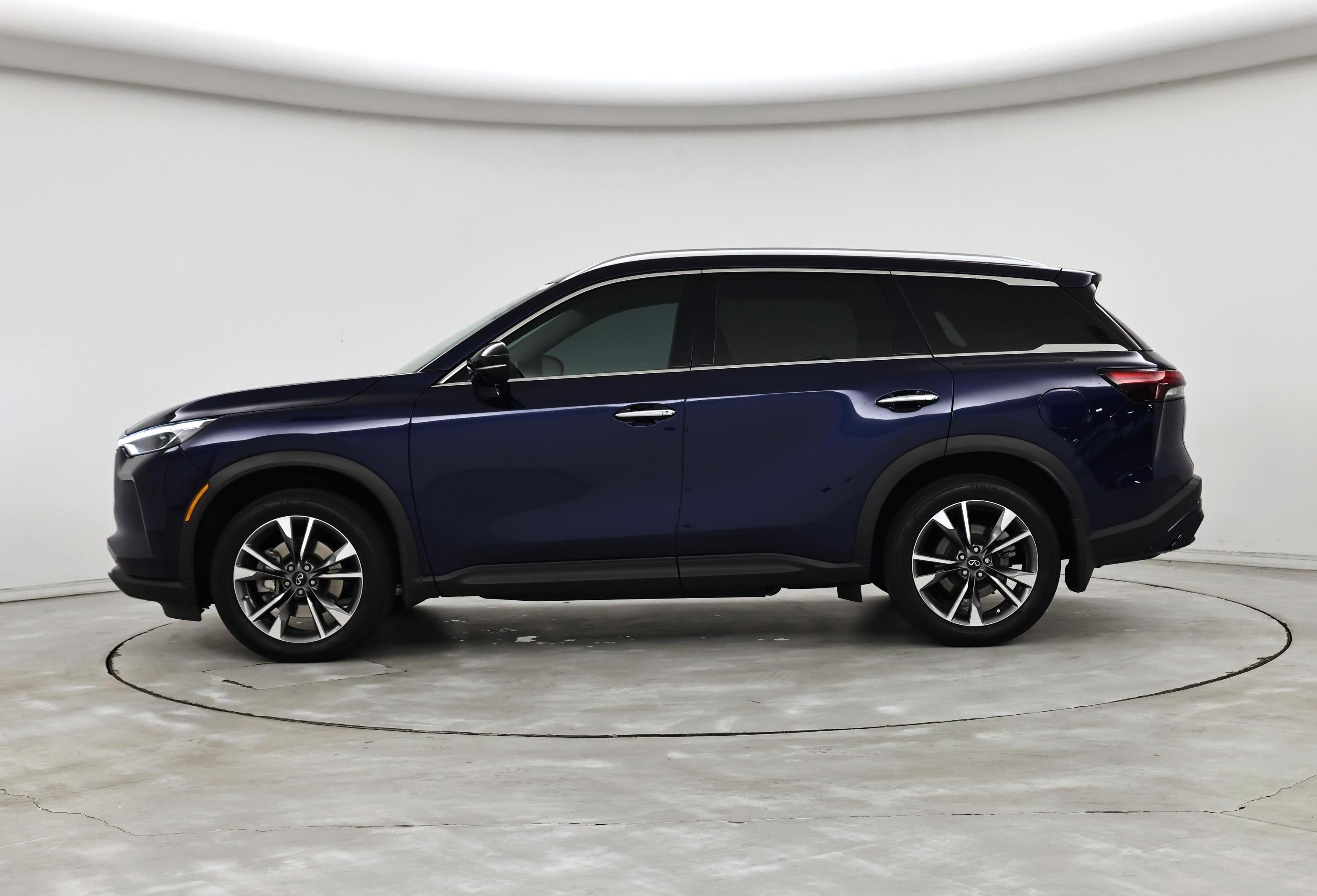 Thumbnail: 2023 INFINITI QX60 - 3