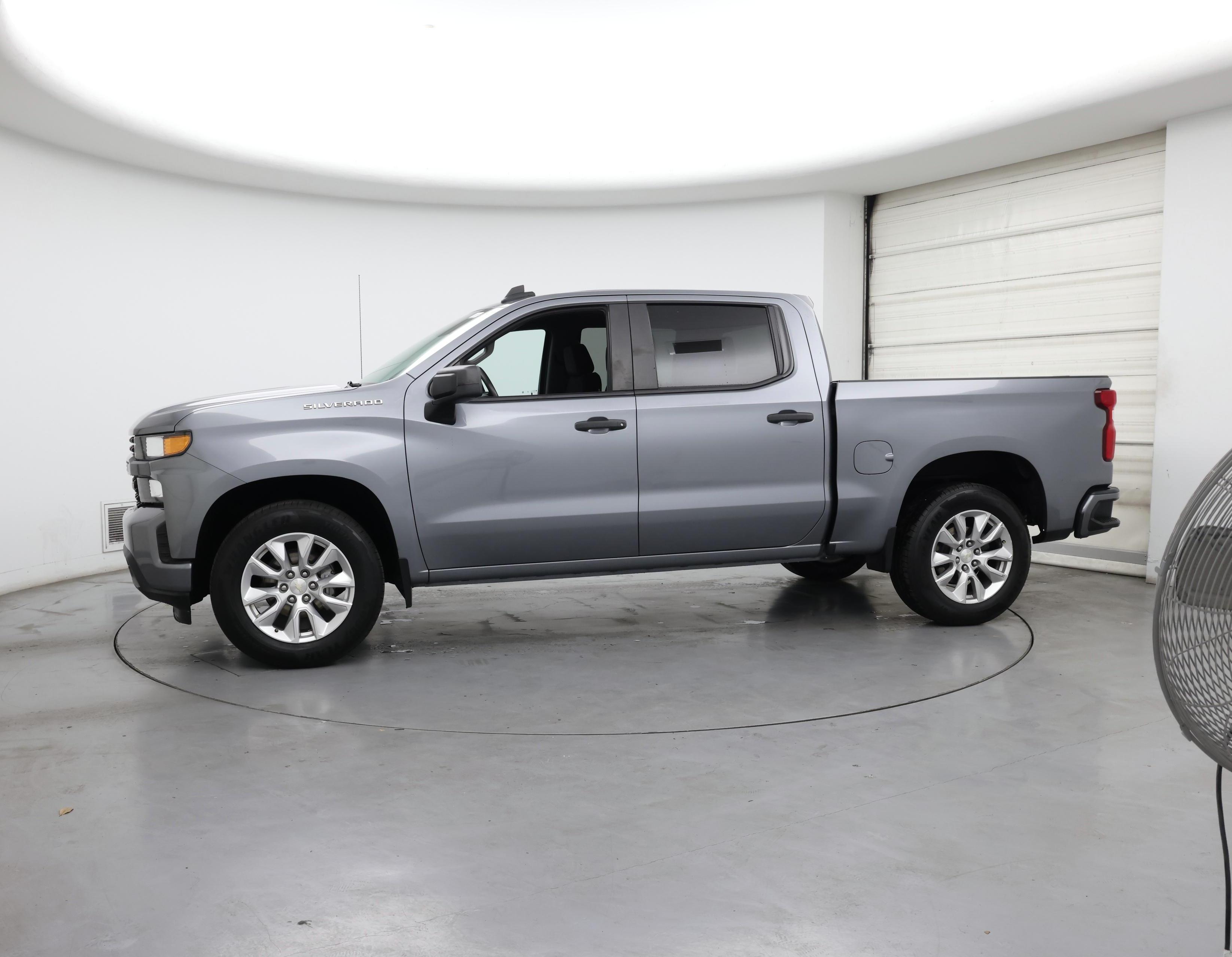 Thumbnail: 2022 Chevrolet Silverado 1500 - 3