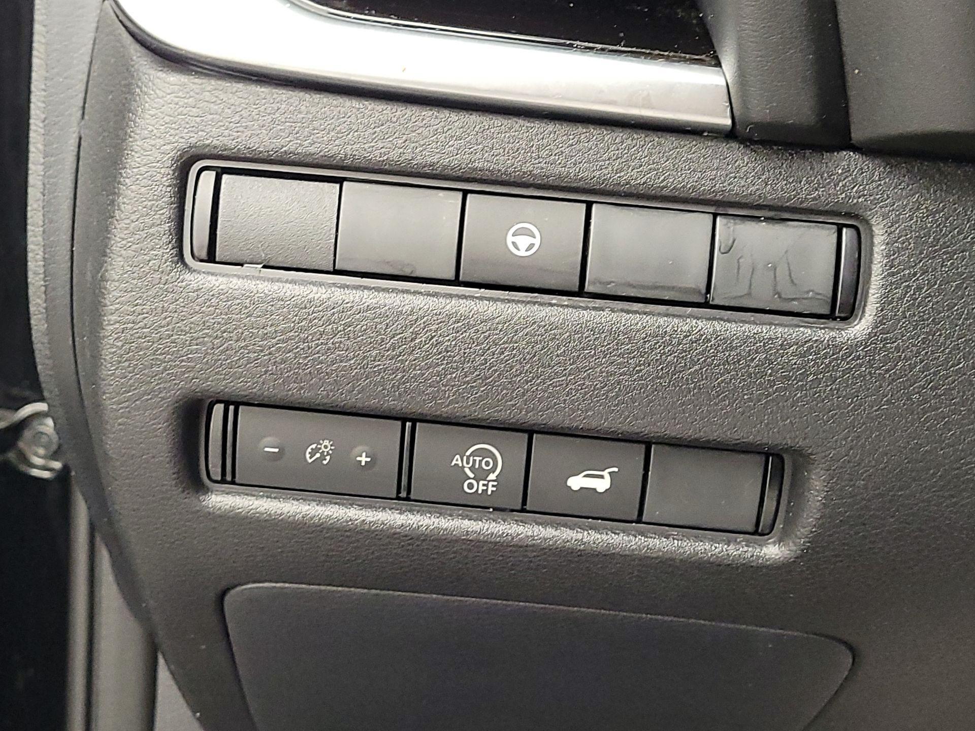 Thumbnail: 2023 Nissan Rogue - 13