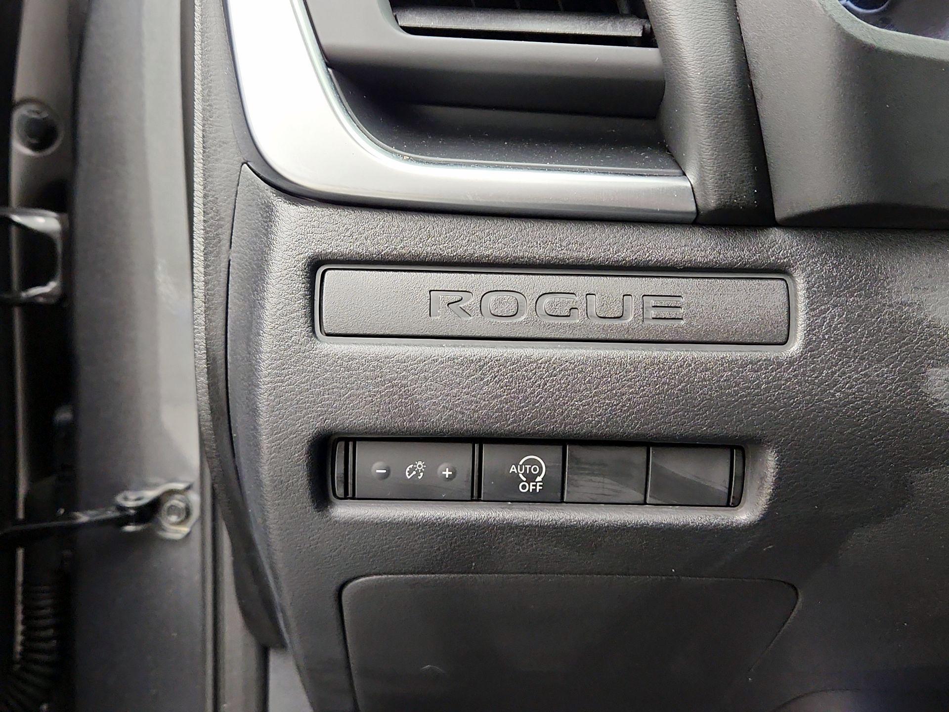 Thumbnail: 2023 Nissan Rogue - 13