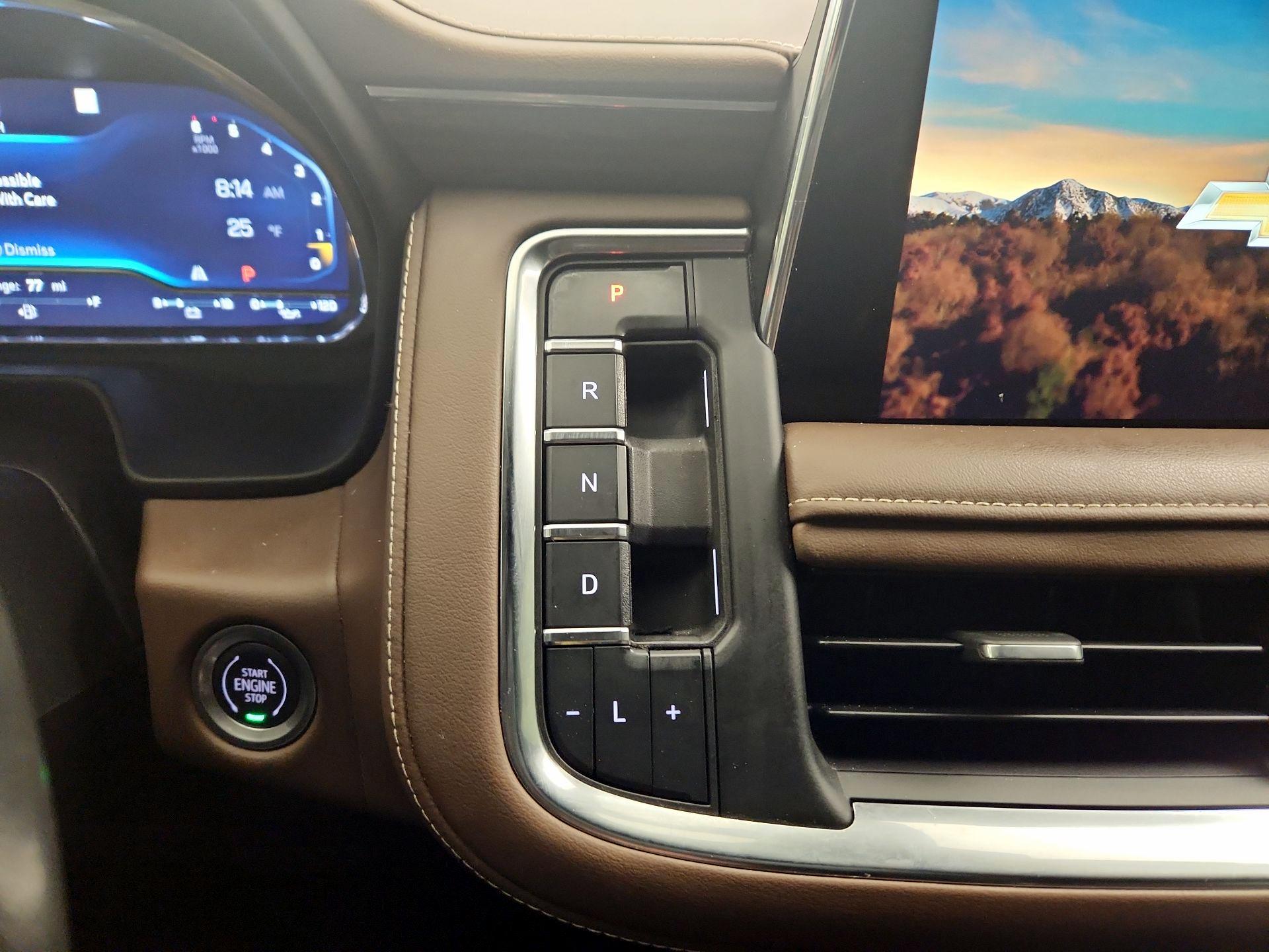 Thumbnail: 2022 Chevrolet Tahoe - 16