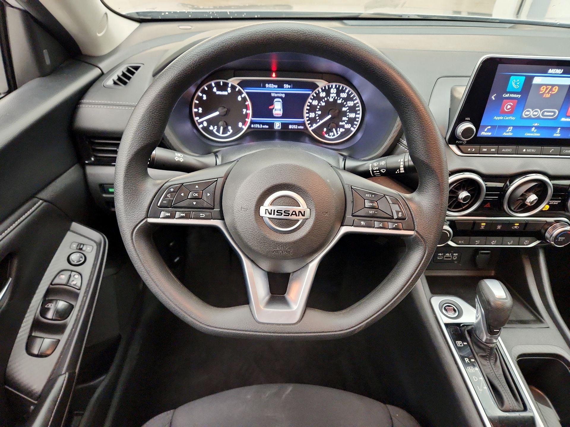 Thumbnail: 2023 Nissan Sentra - 10