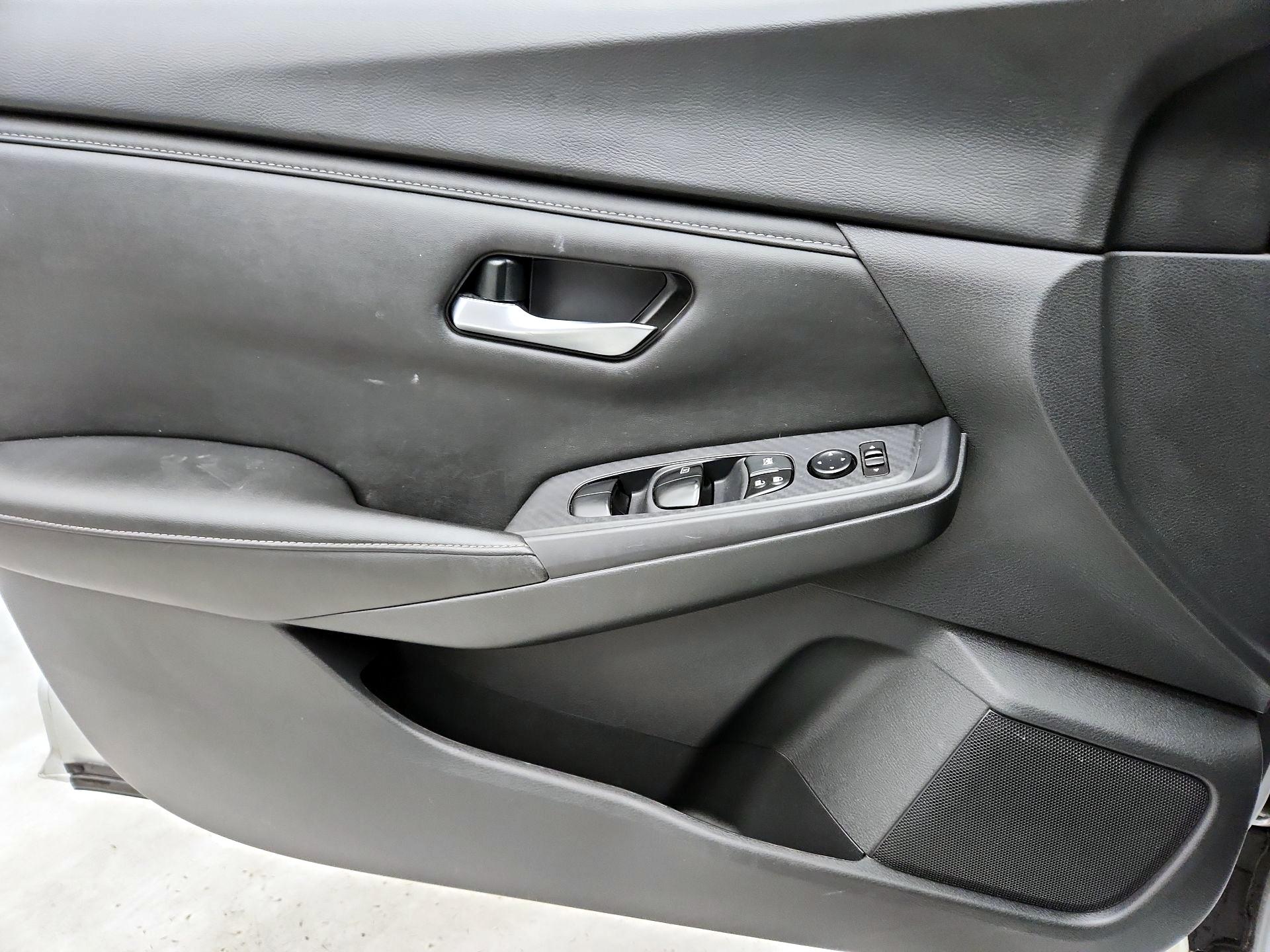 Thumbnail: 2023 Nissan Sentra - 12