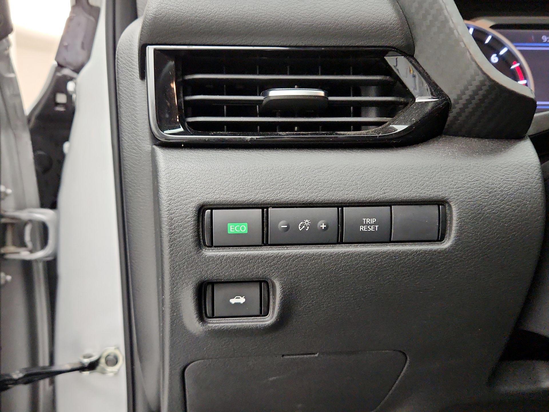 Thumbnail: 2023 Nissan Sentra - 13