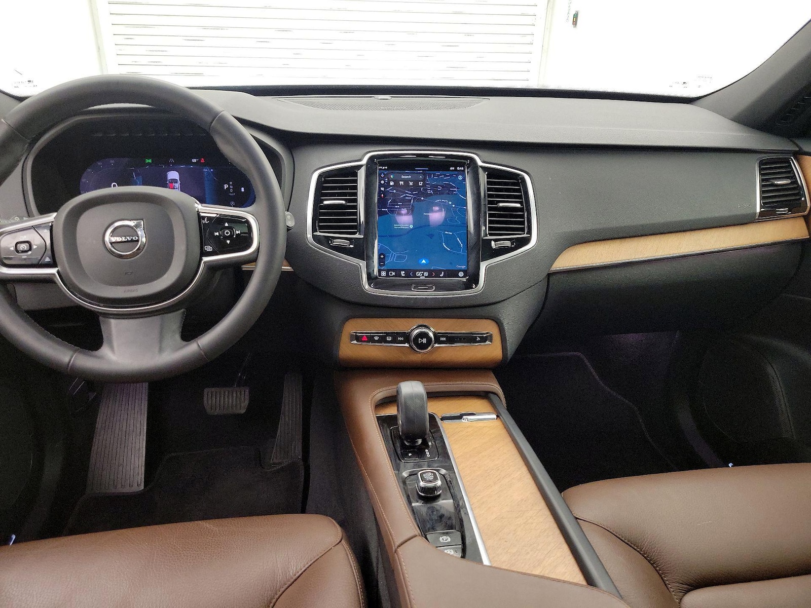 2024 Volvo XC90 Plus - Photo 10