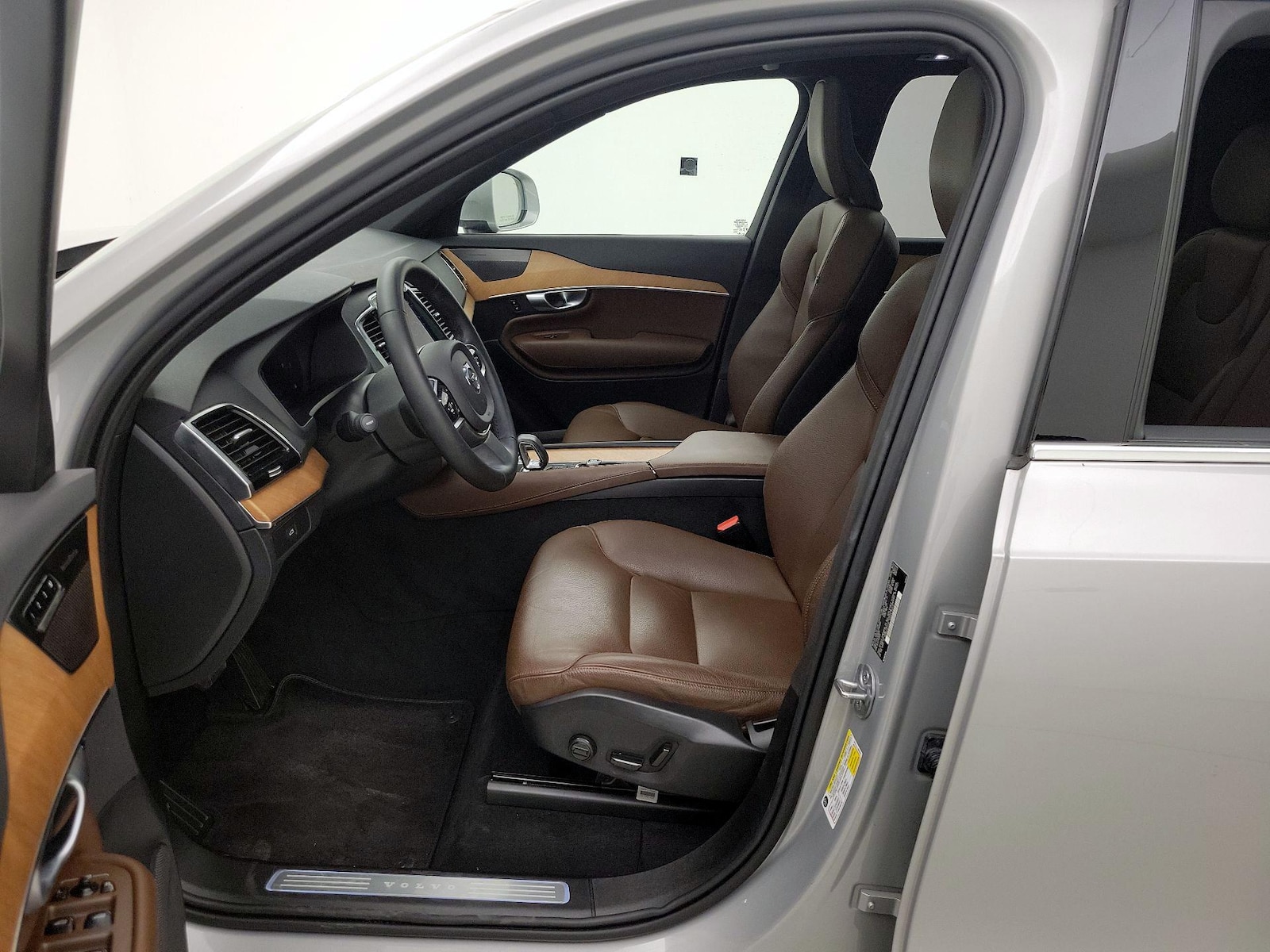 2024 Volvo XC90 Plus - Photo 12