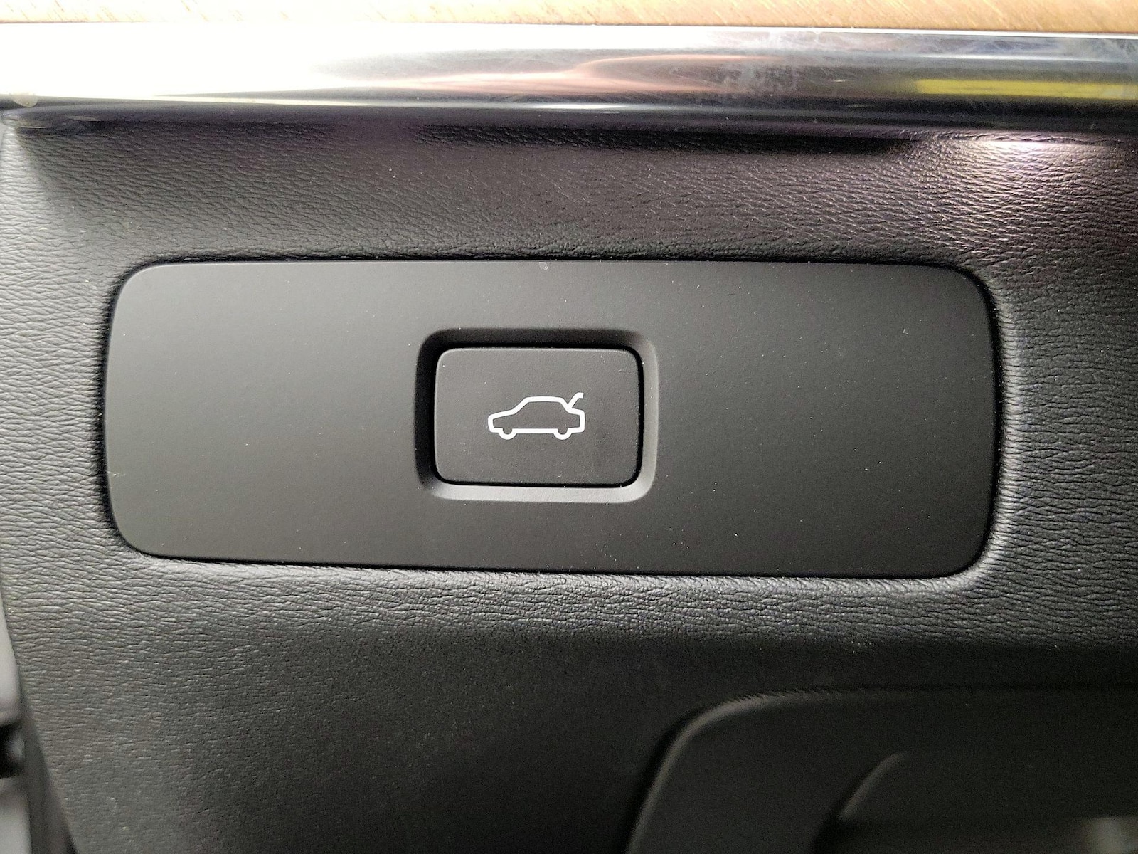 2024 Volvo XC90 Plus - Photo 14