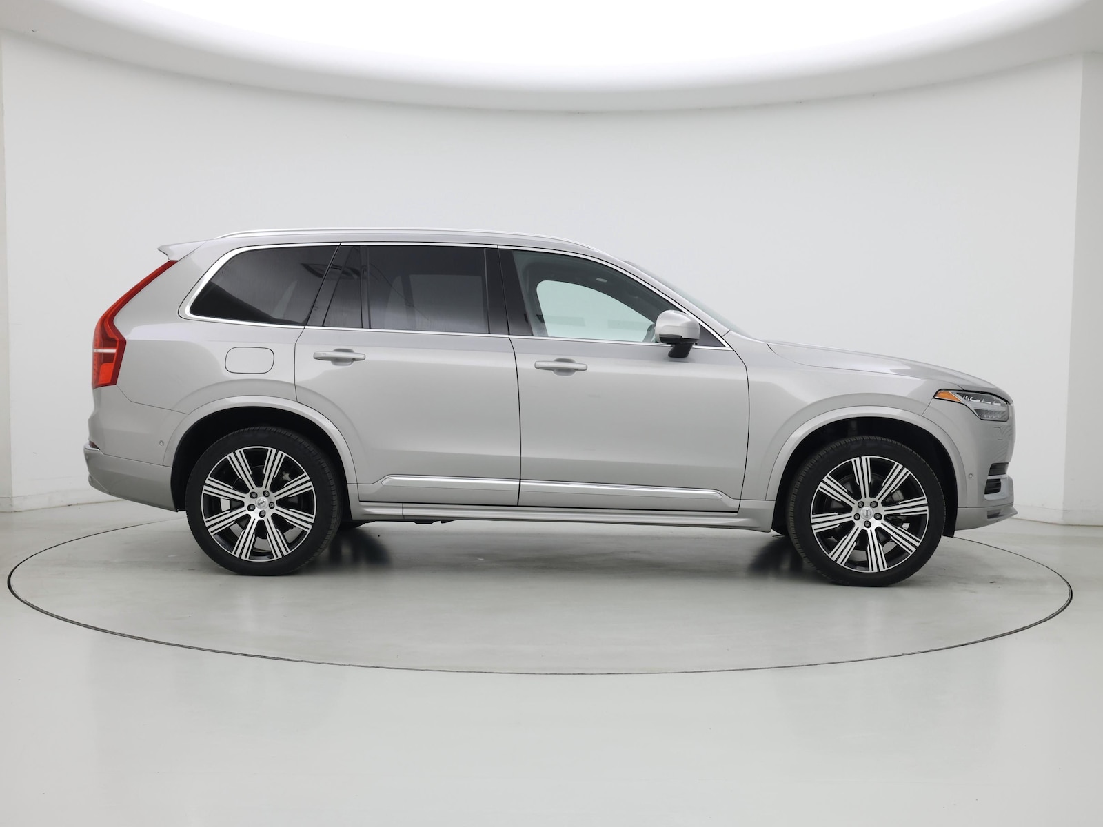 2024 Volvo XC90 Plus - Photo 8