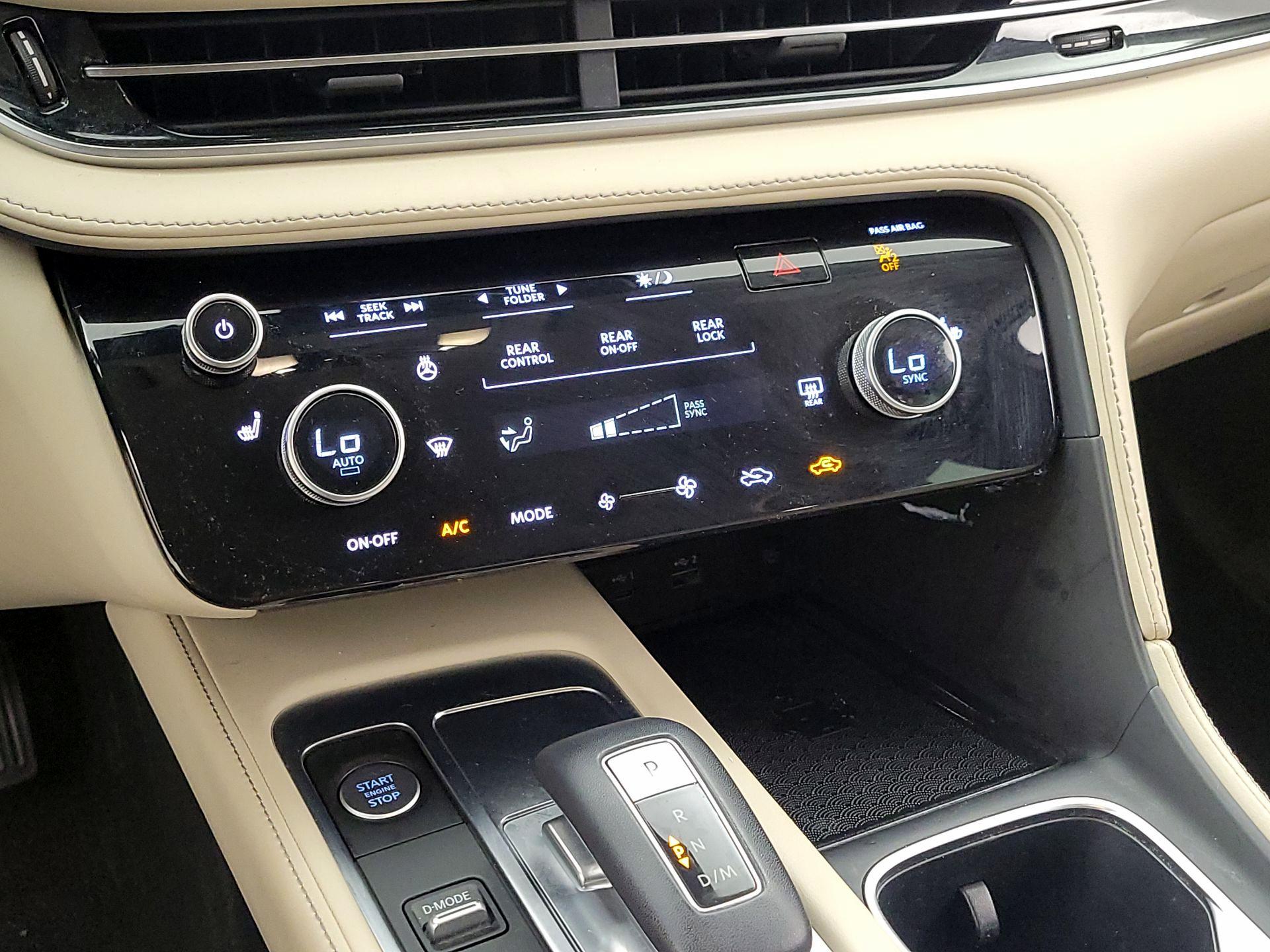 Thumbnail: 2023 INFINITI QX60 - 14