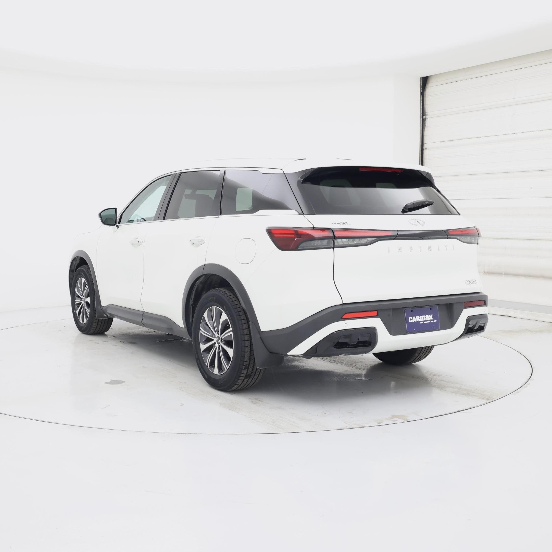 Thumbnail: 2023 INFINITI QX60 - 2