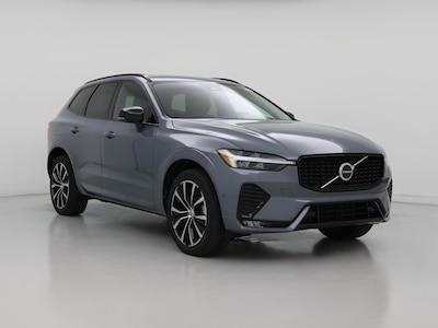 2024 Volvo XC60 B5 Plus Dark Theme