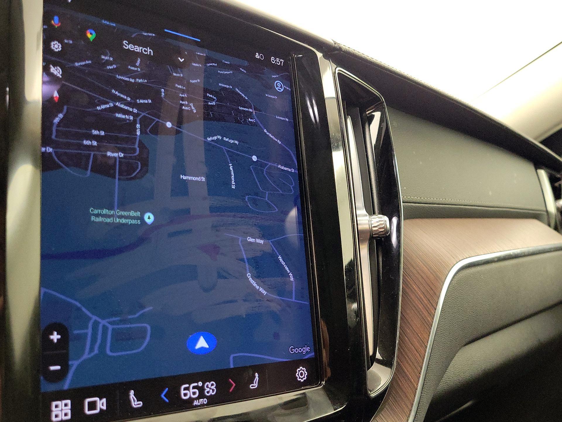 Thumbnail: 2023 Volvo XC60 - 14