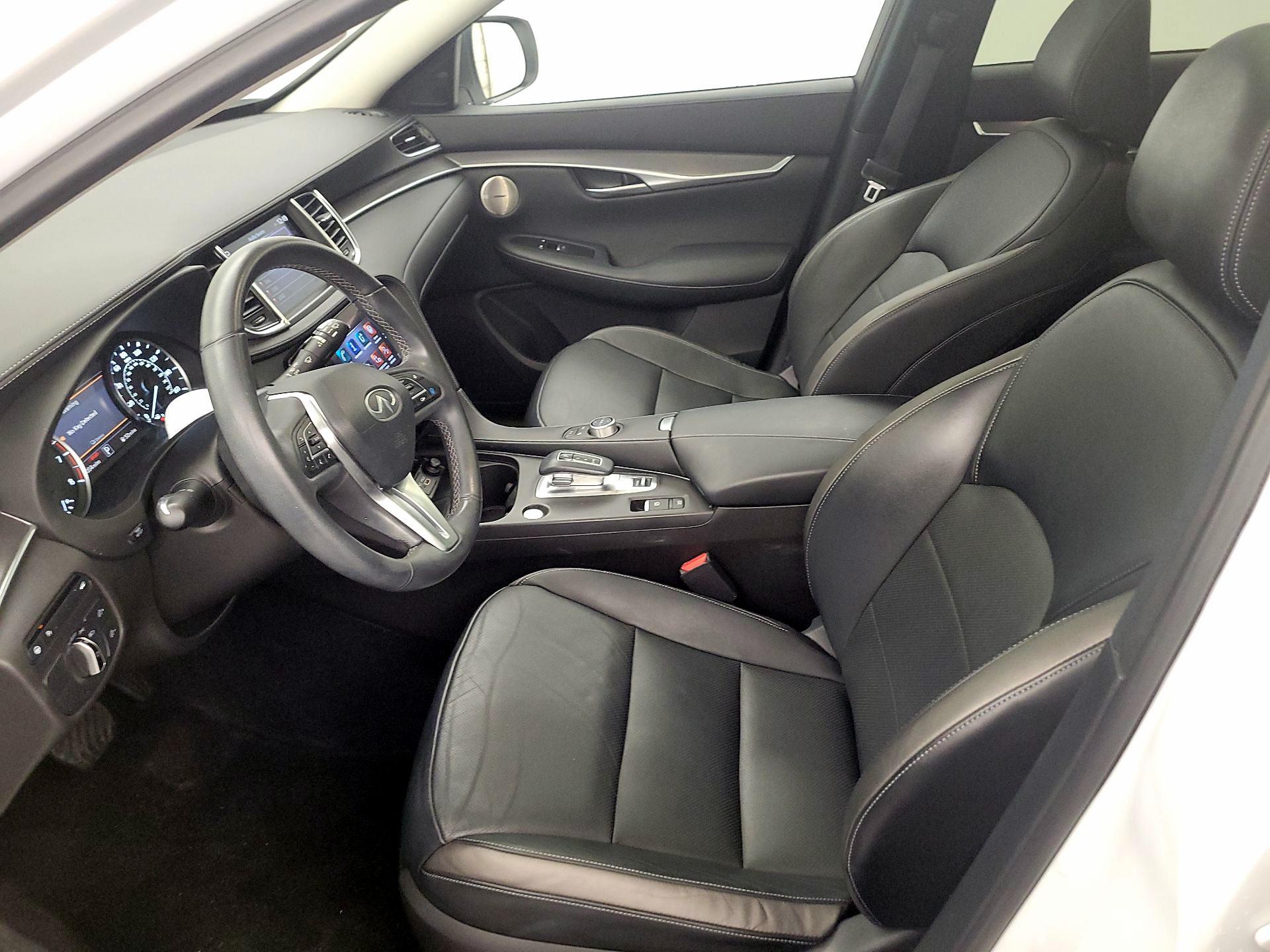 Thumbnail: 2023 INFINITI QX50 - 11