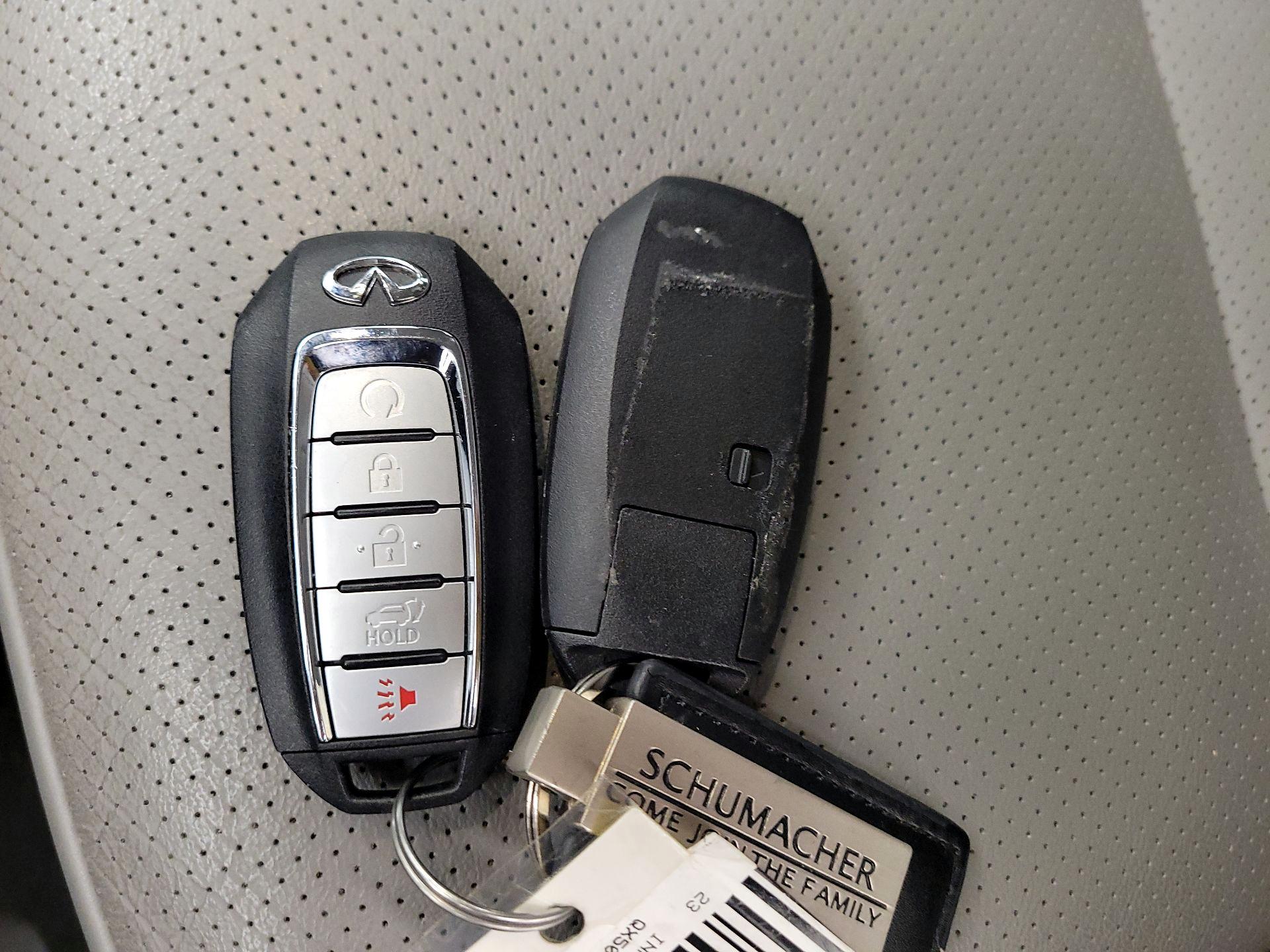 Thumbnail: 2023 INFINITI QX50 - 18