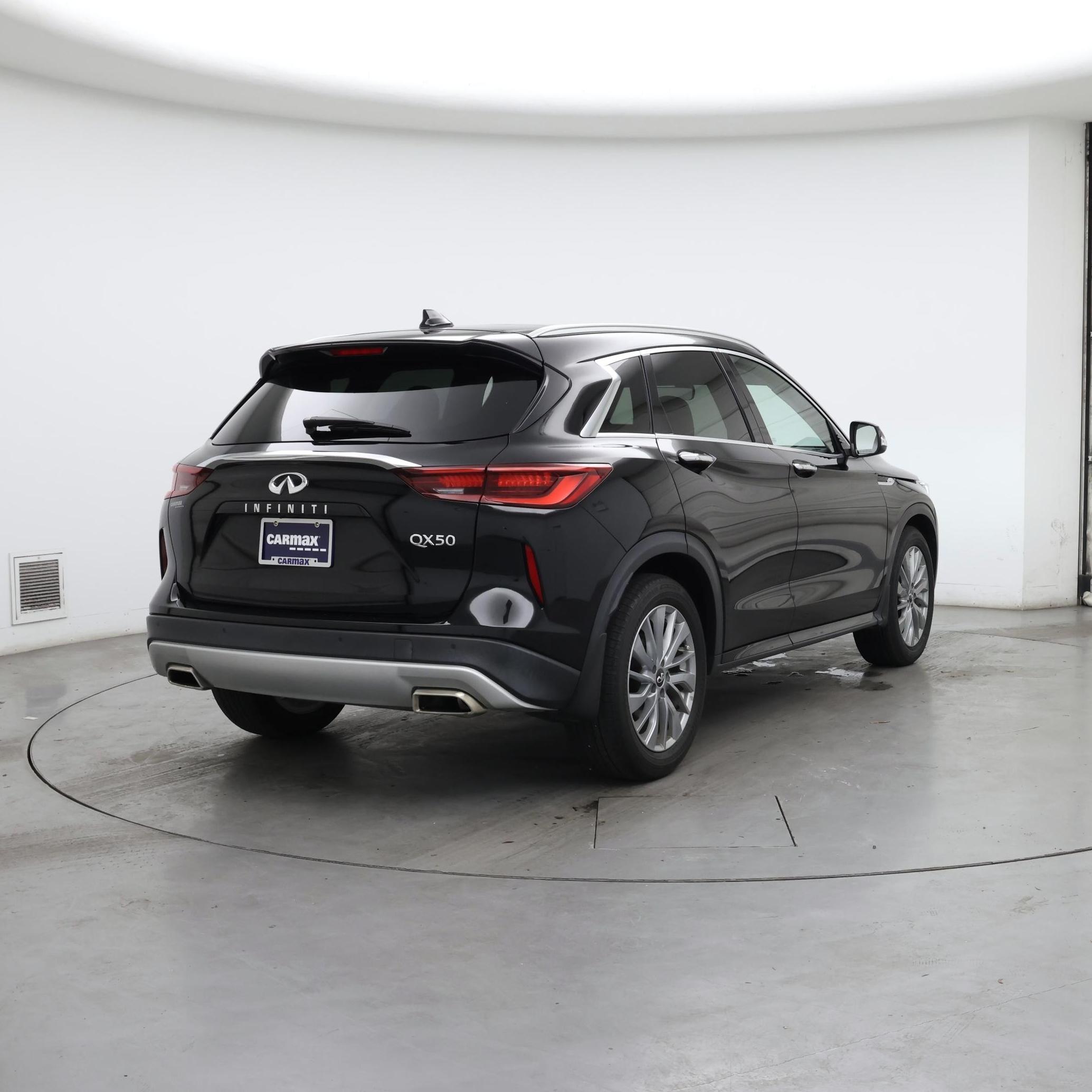 Thumbnail: 2023 INFINITI QX50 - 8