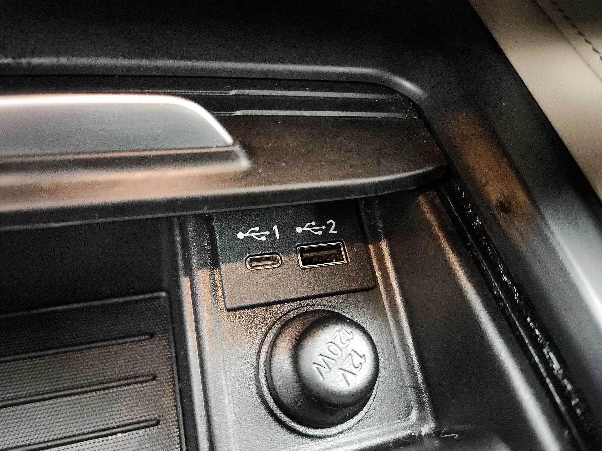 Thumbnail: 2022 INFINITI QX50 - 19