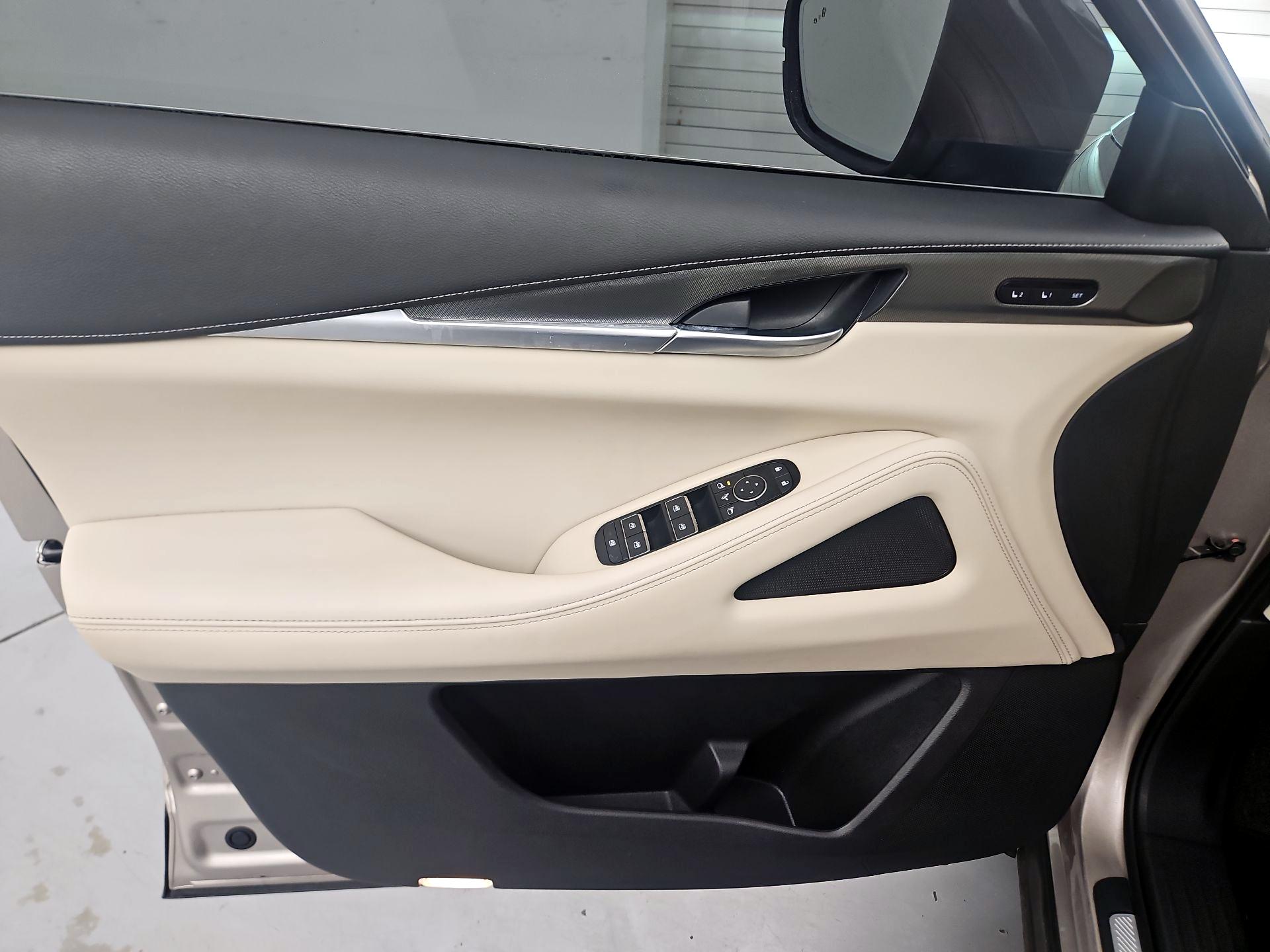 Thumbnail: 2023 INFINITI QX60 - 12