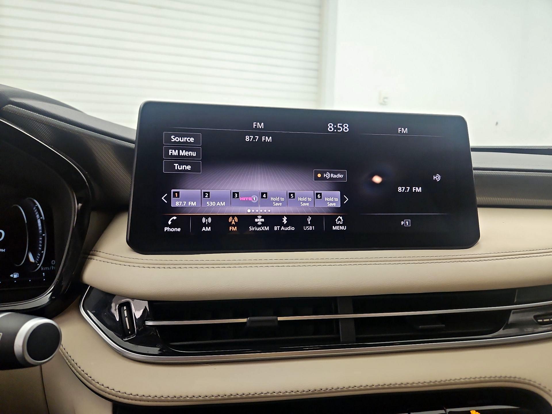 Thumbnail: 2023 INFINITI QX60 - 15