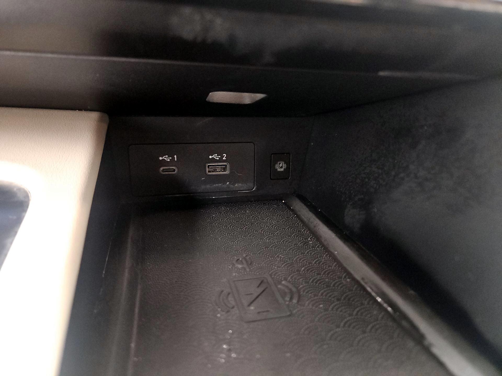 Thumbnail: 2023 INFINITI QX60 - 18