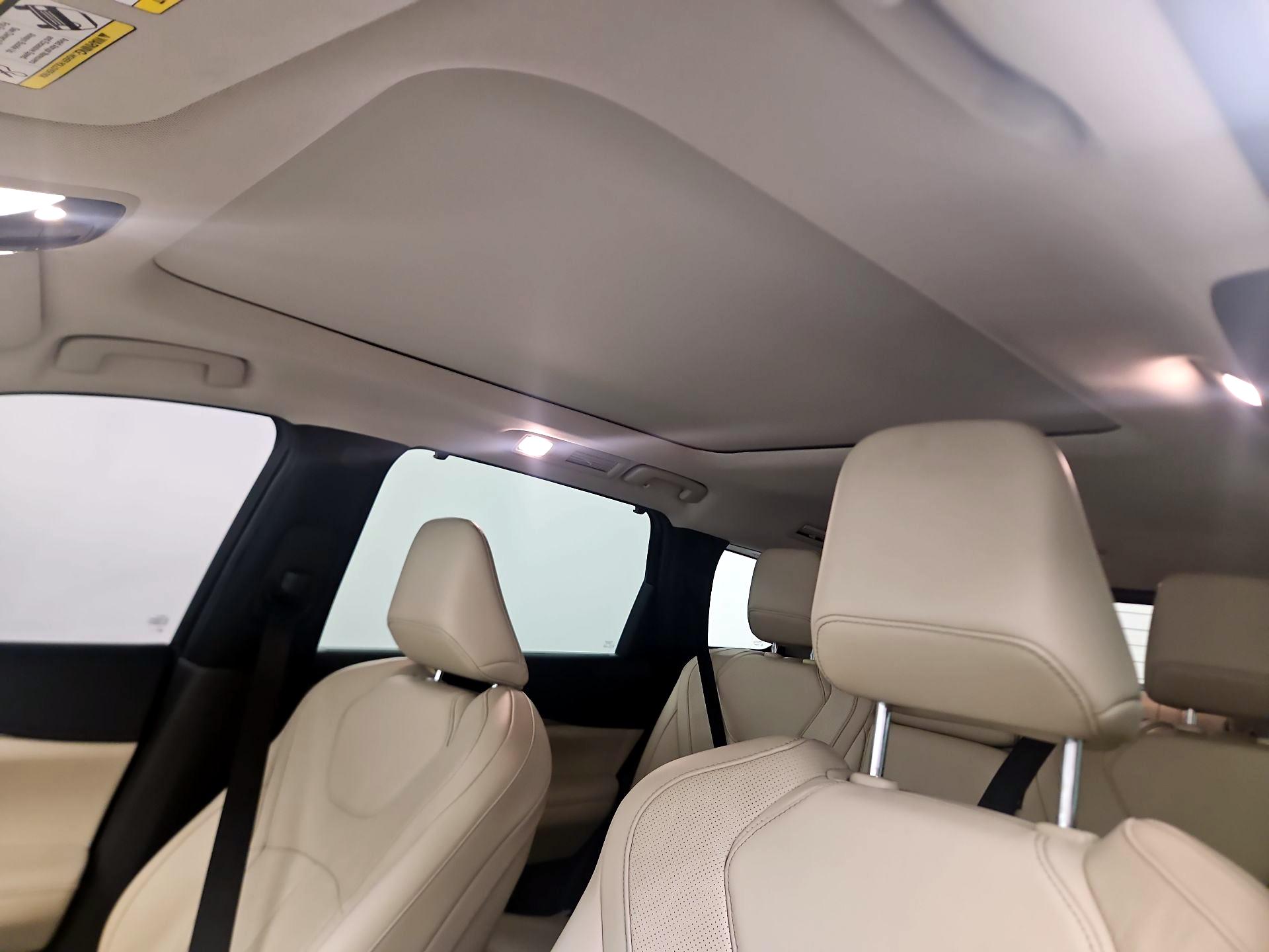 Thumbnail: 2023 INFINITI QX60 - 19