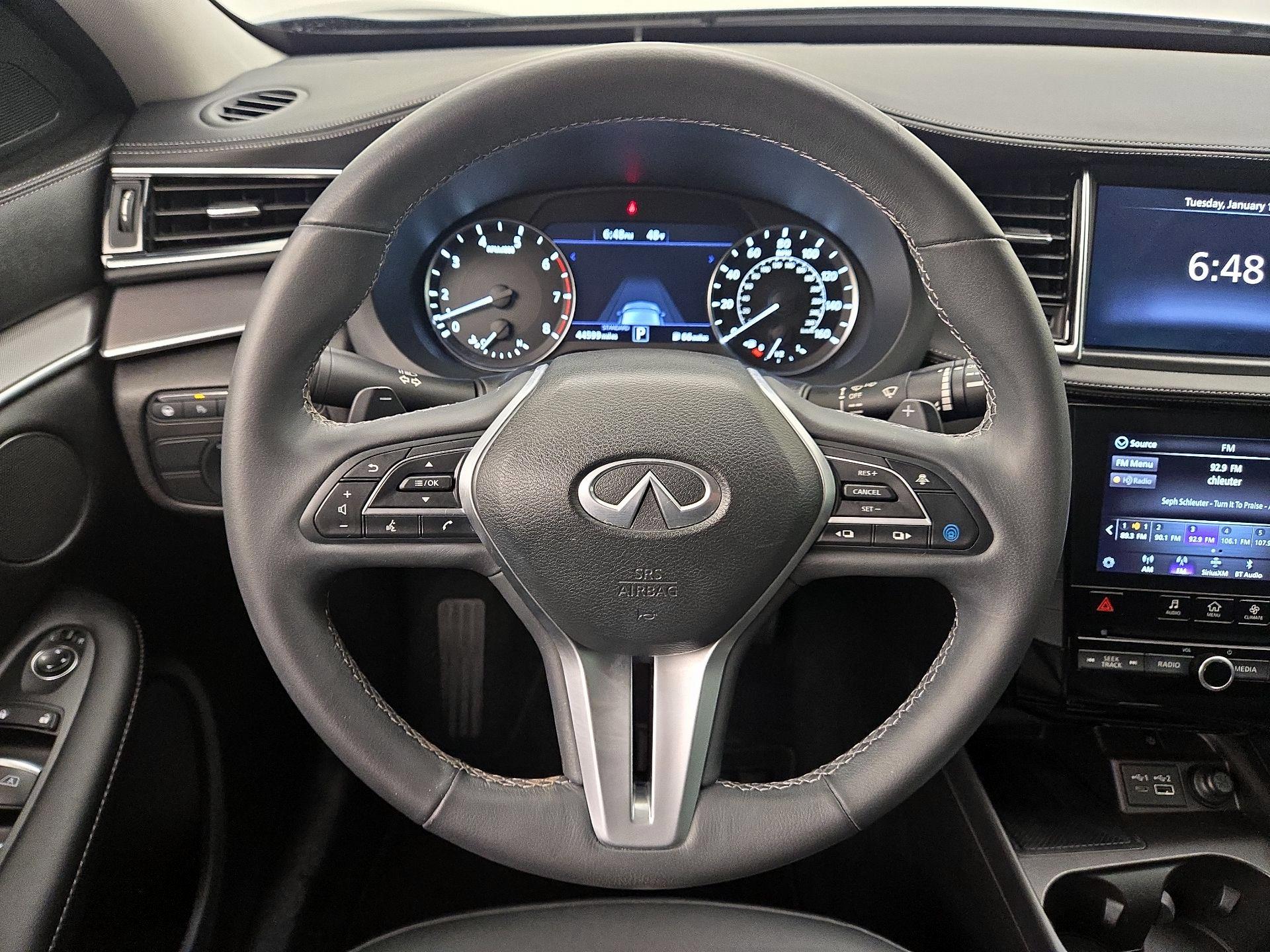 Thumbnail: 2023 INFINITI QX50 - 10