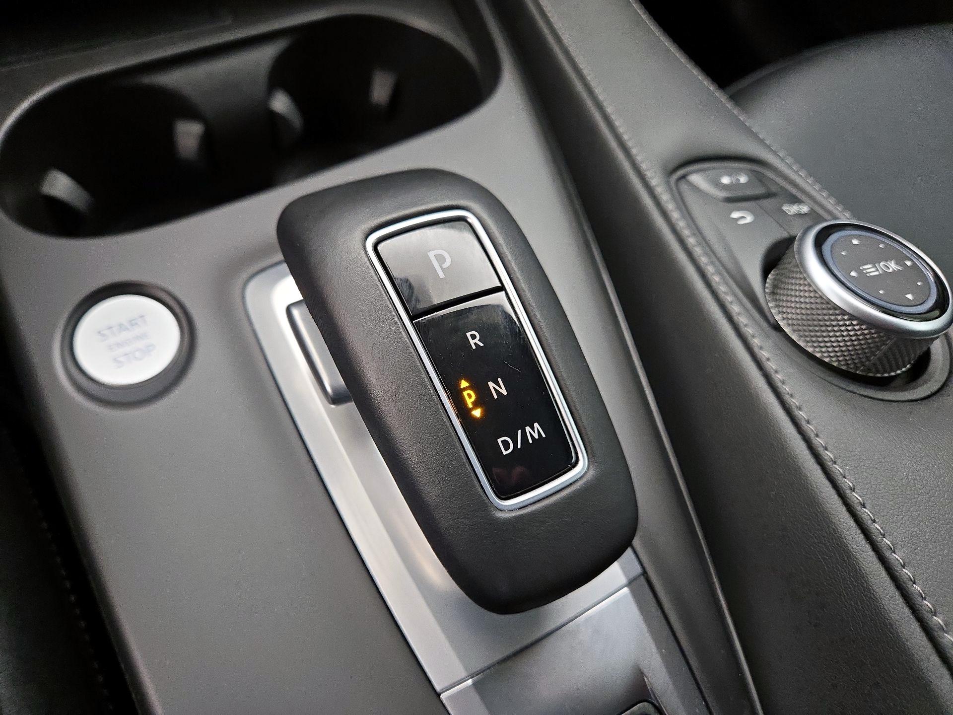 Thumbnail: 2023 INFINITI QX50 - 17