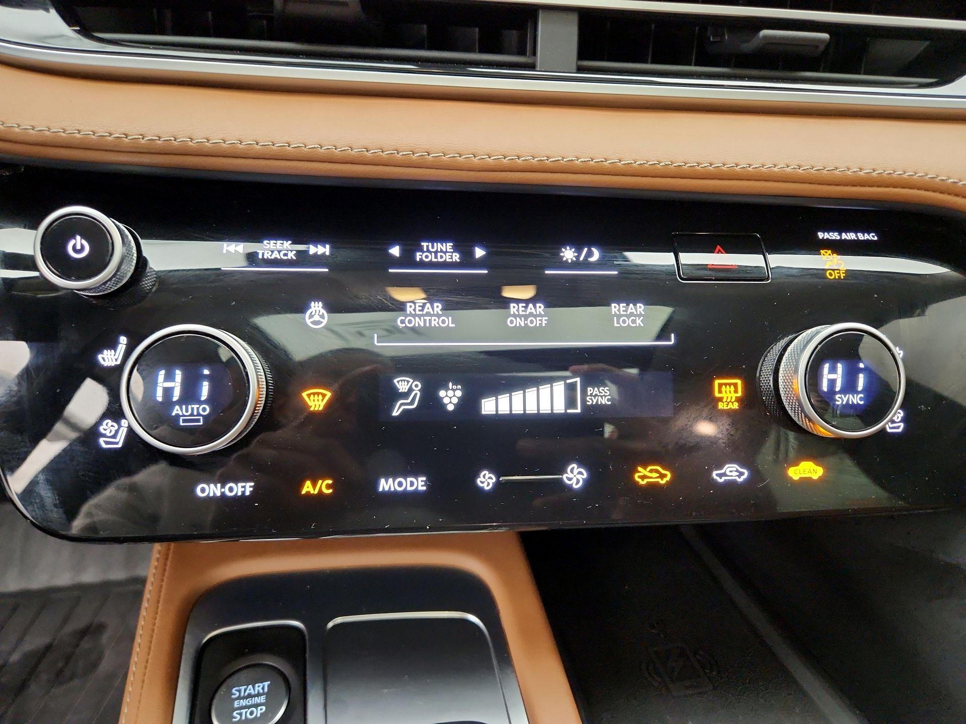 Thumbnail: 2023 INFINITI QX60 - 16