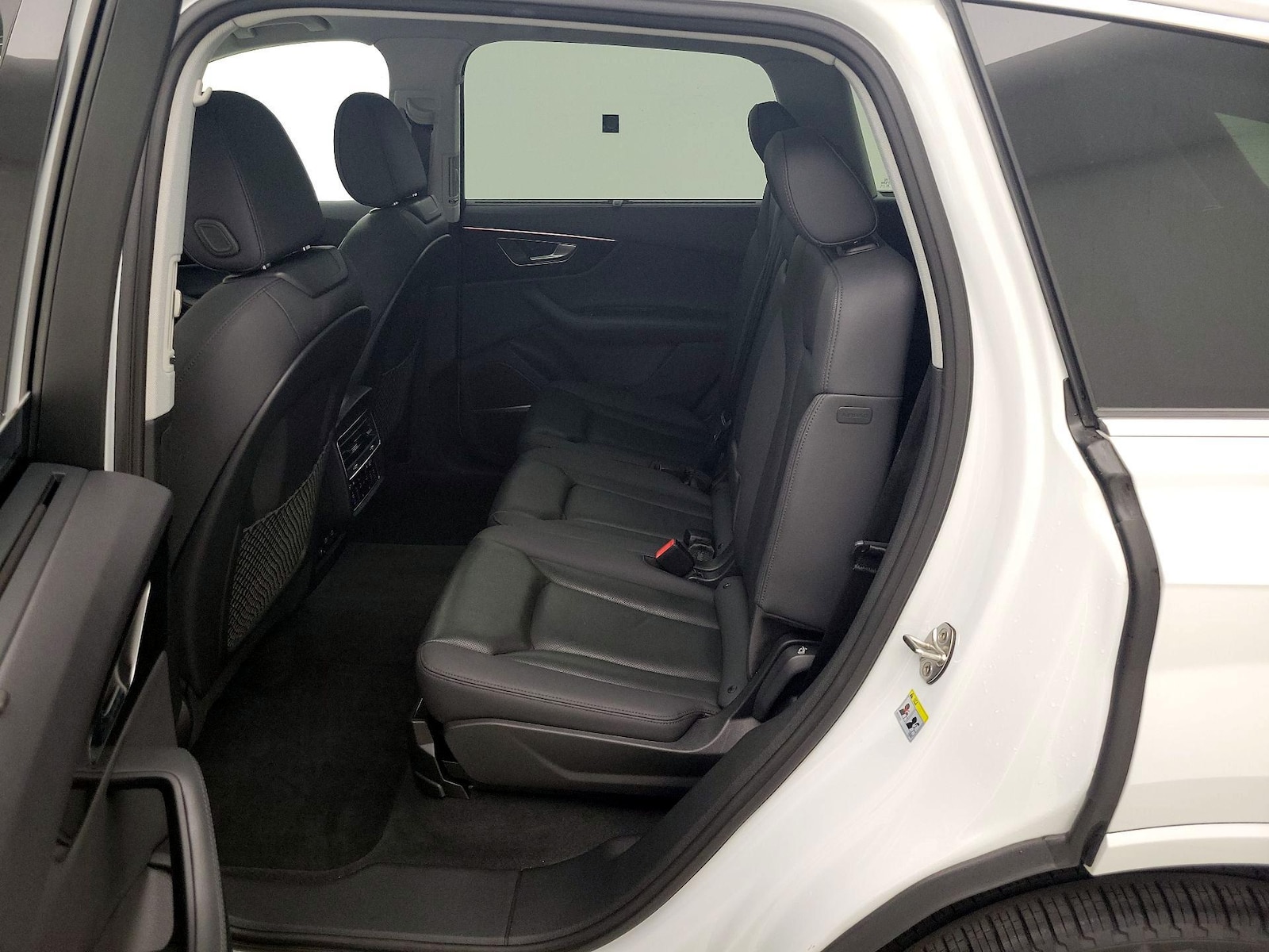 2022 Audi Q7 Premium Plus - Photo 22