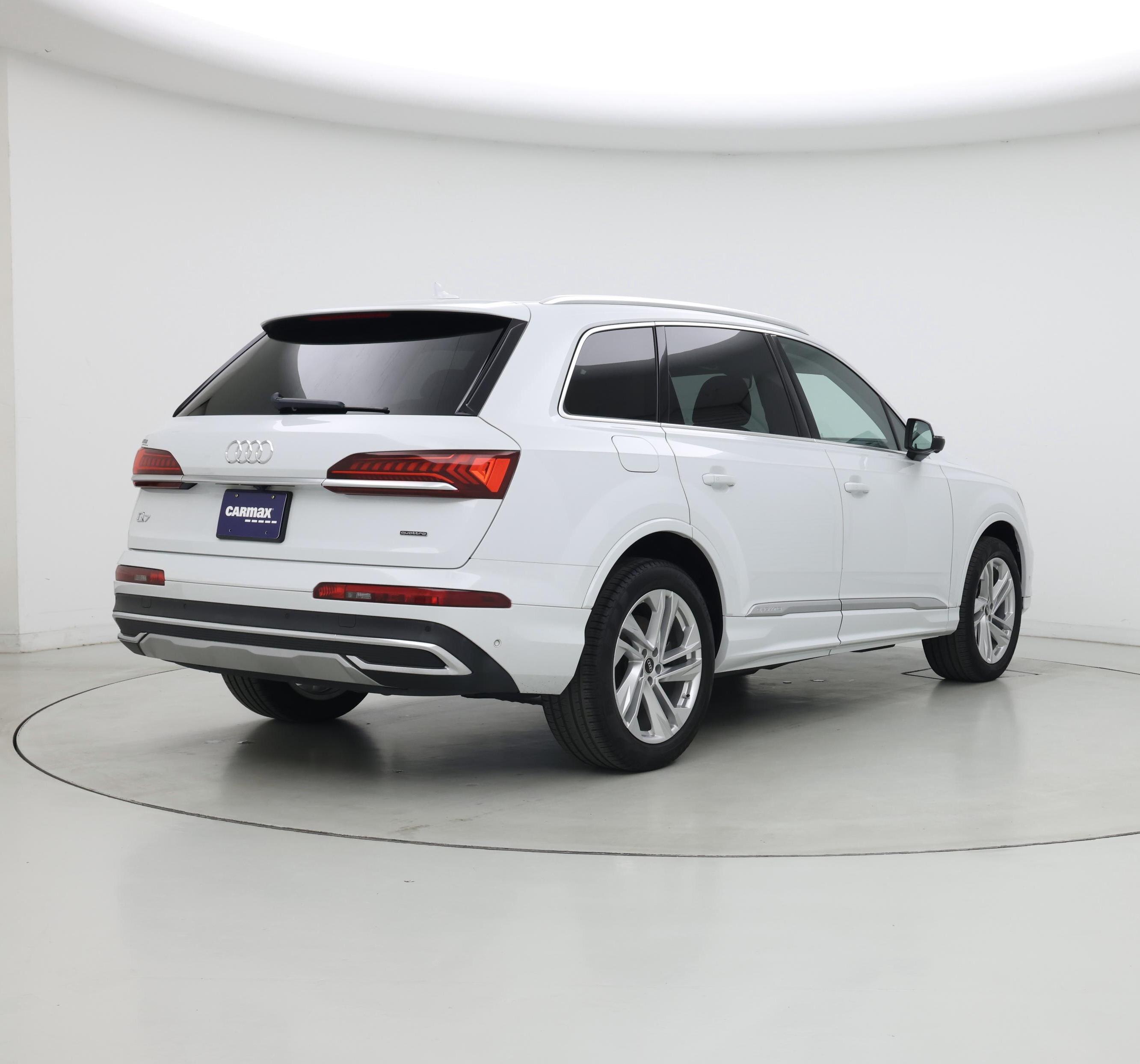 Thumbnail: 2022 Audi Q7 - 8