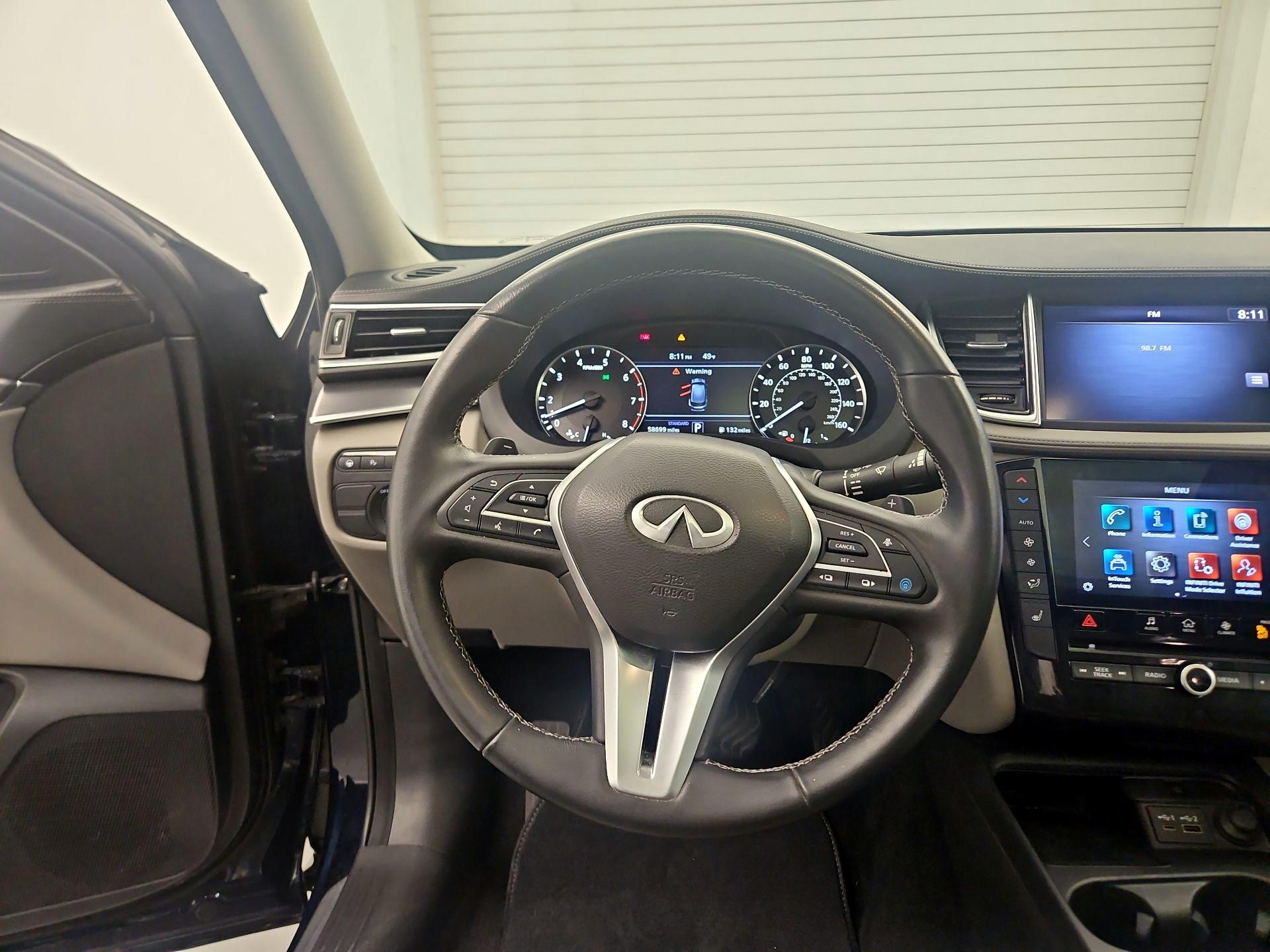 Thumbnail: 2023 INFINITI QX50 - 10