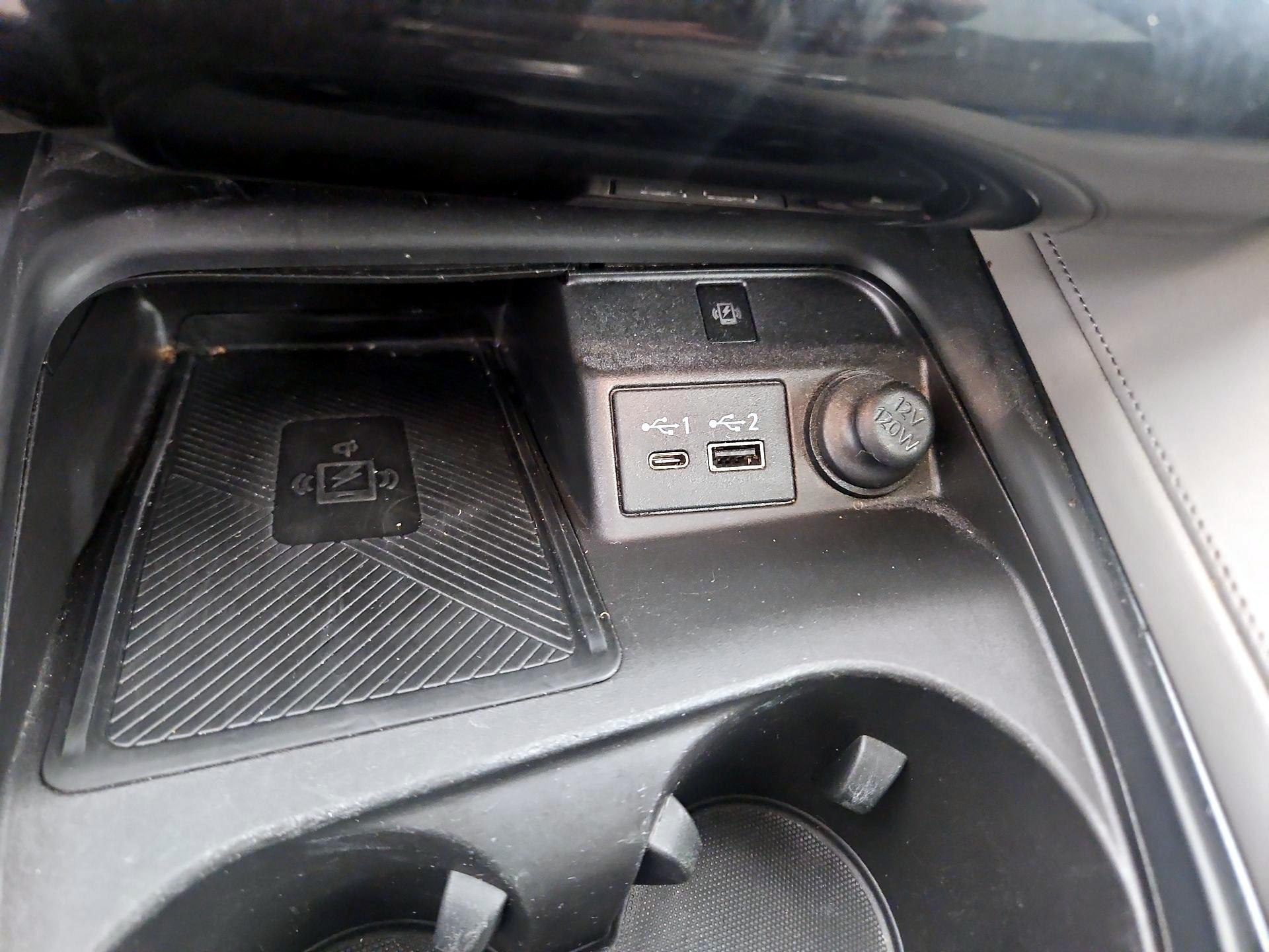 Thumbnail: 2023 INFINITI QX50 - 18