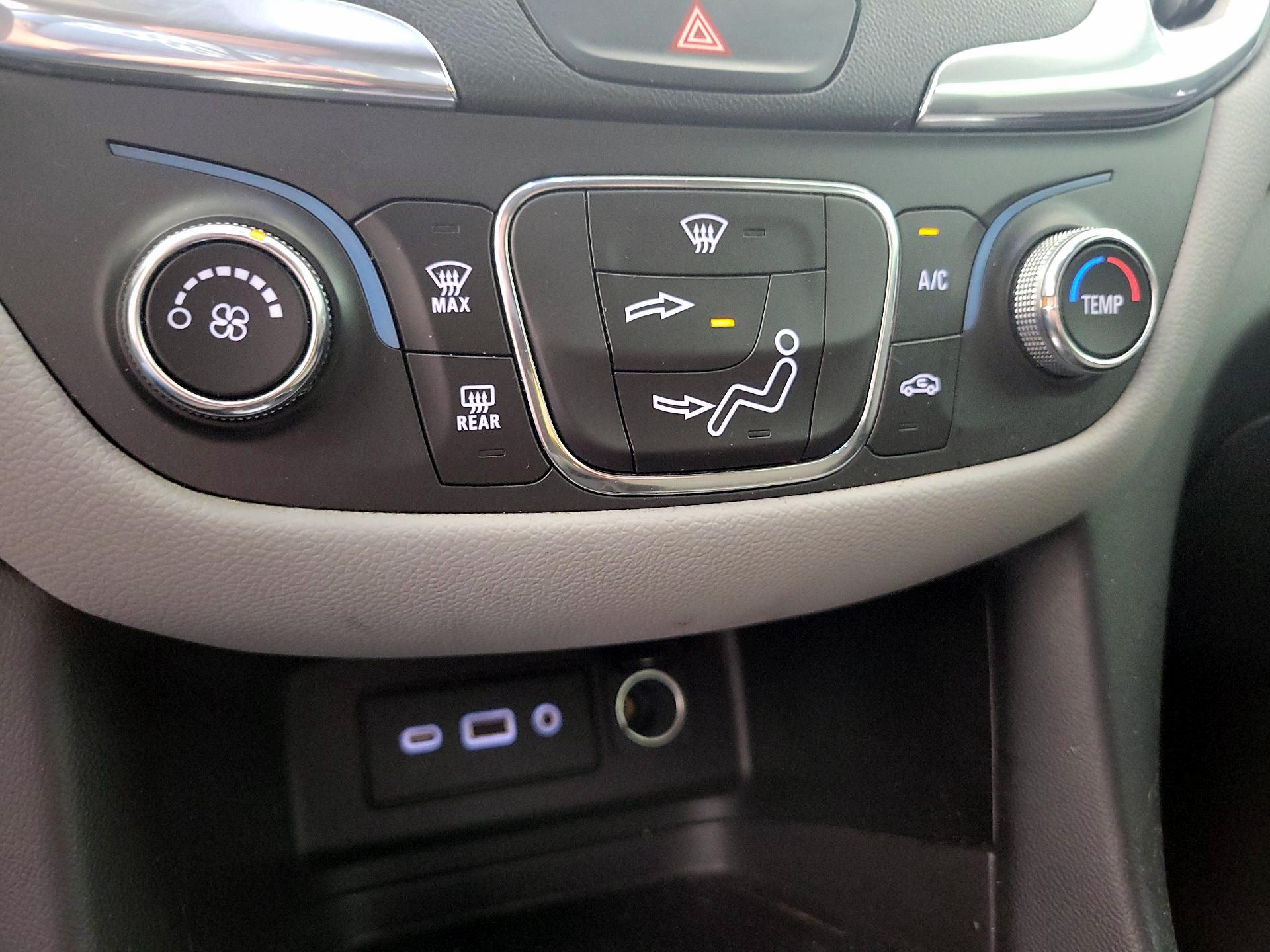 Thumbnail: 2020 Chevrolet Equinox - 16