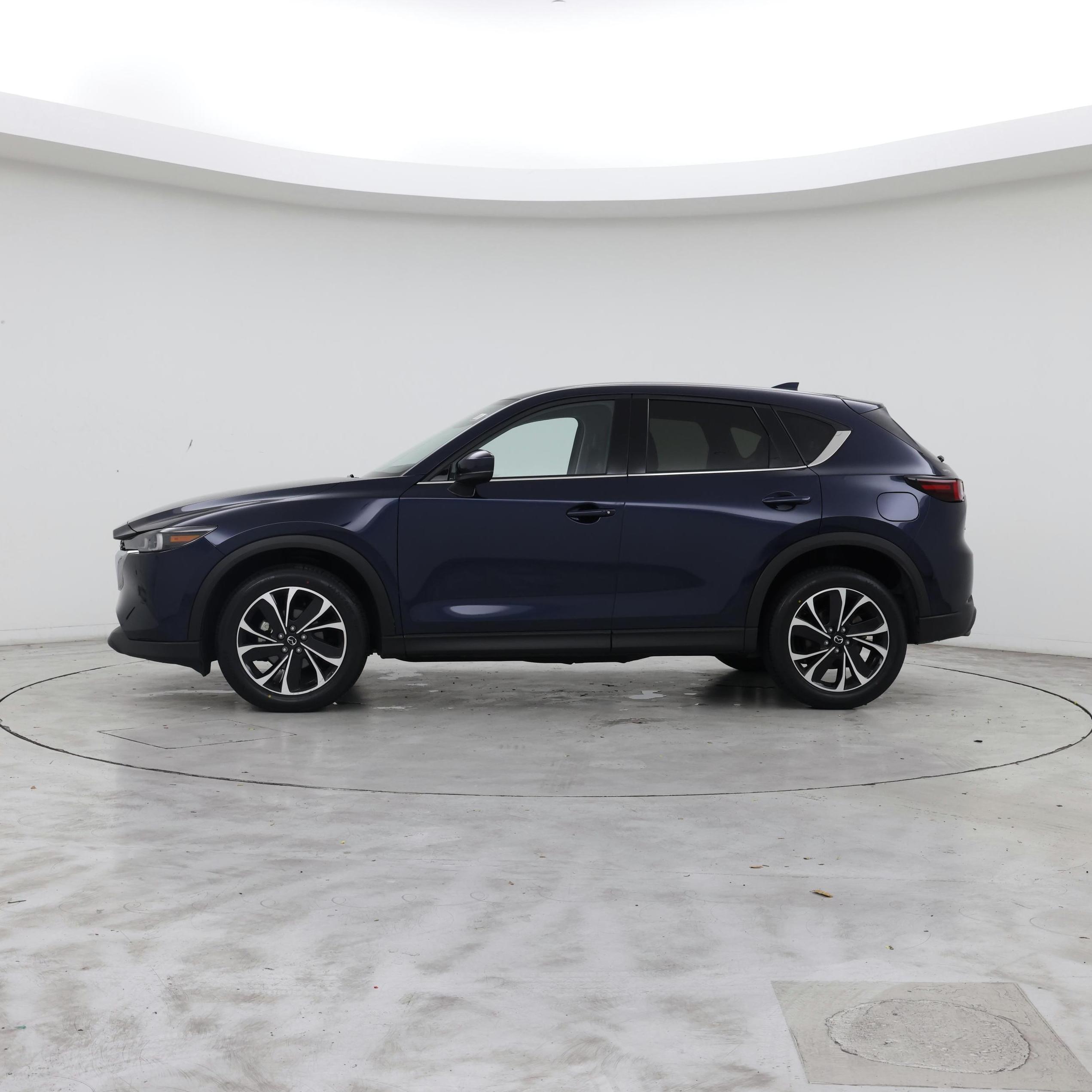 Thumbnail: 2022 Mazda CX-5 - 3