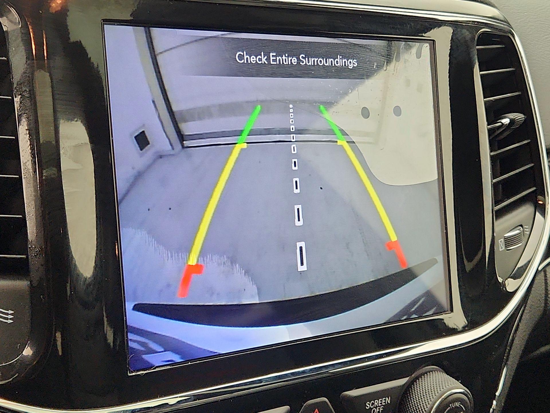 Thumbnail: 2021 Jeep Grand Cherokee - 15