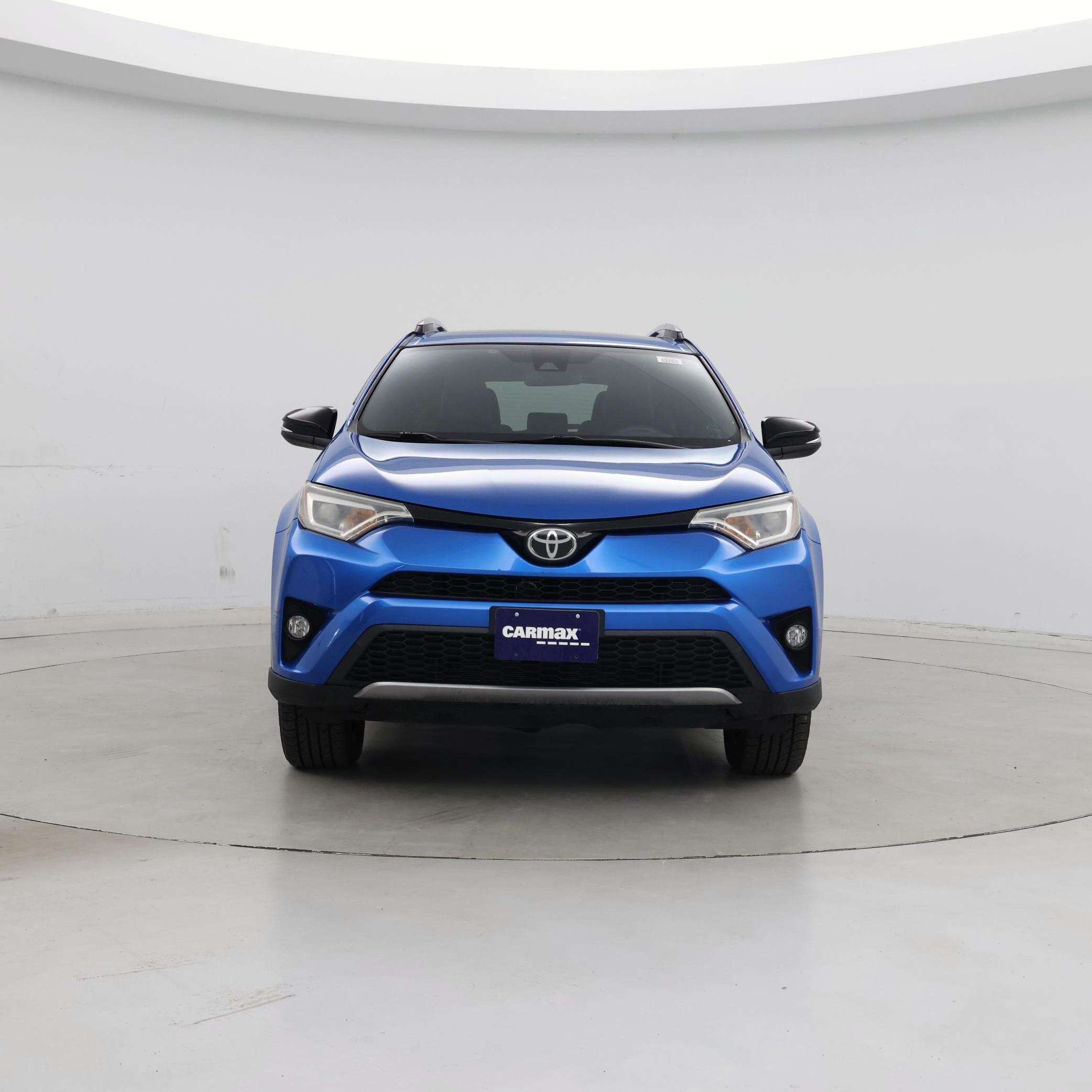 Thumbnail: 2017 Toyota RAV4 - 5