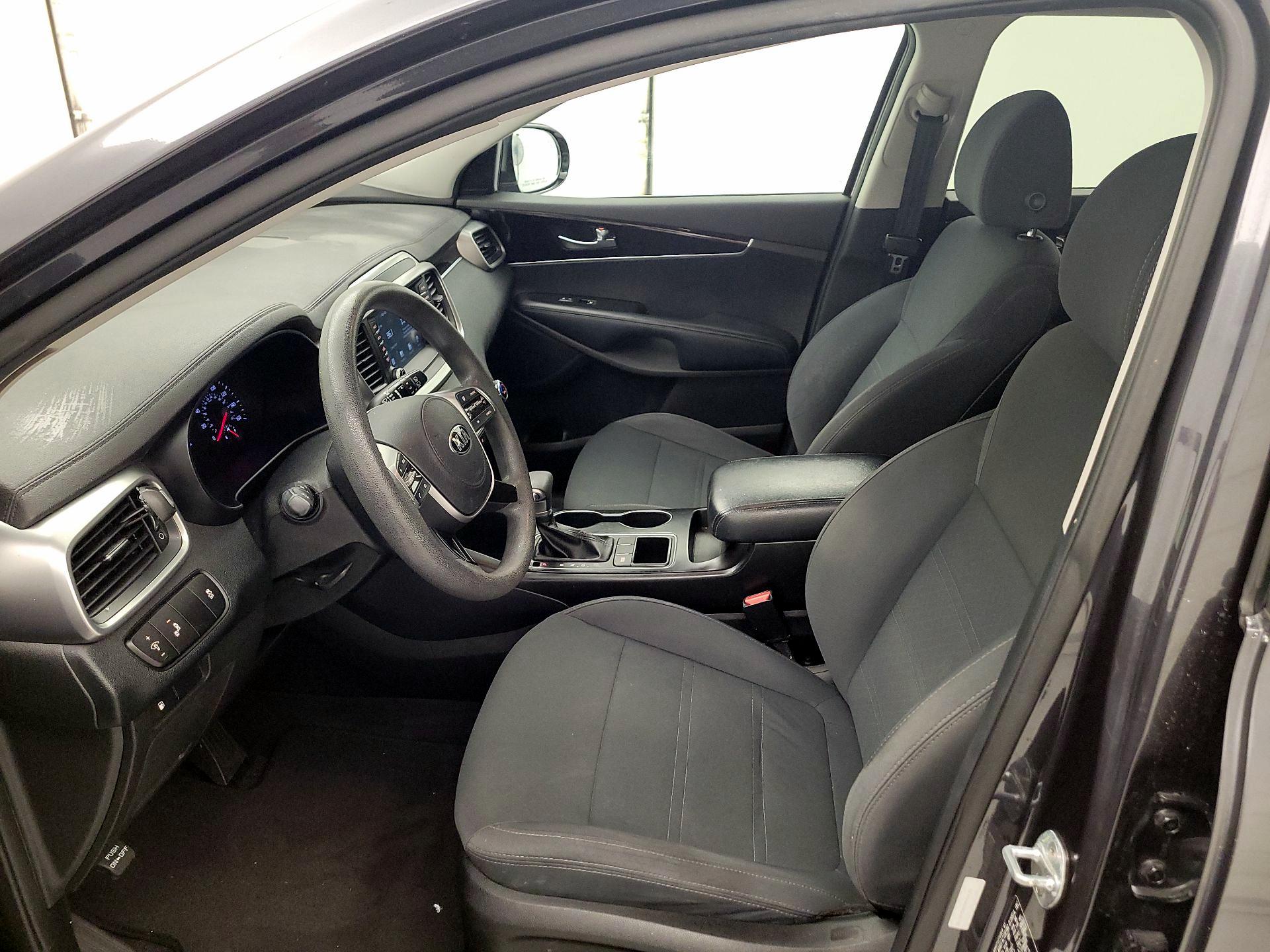 Thumbnail: 2019 Kia Sorento - 11