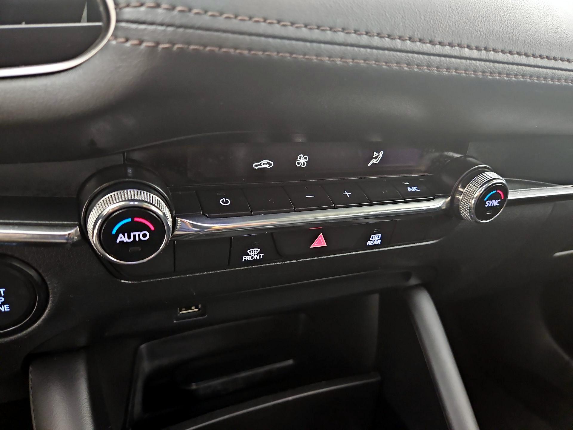 Thumbnail: 2019 Mazda Mazda3 - 17