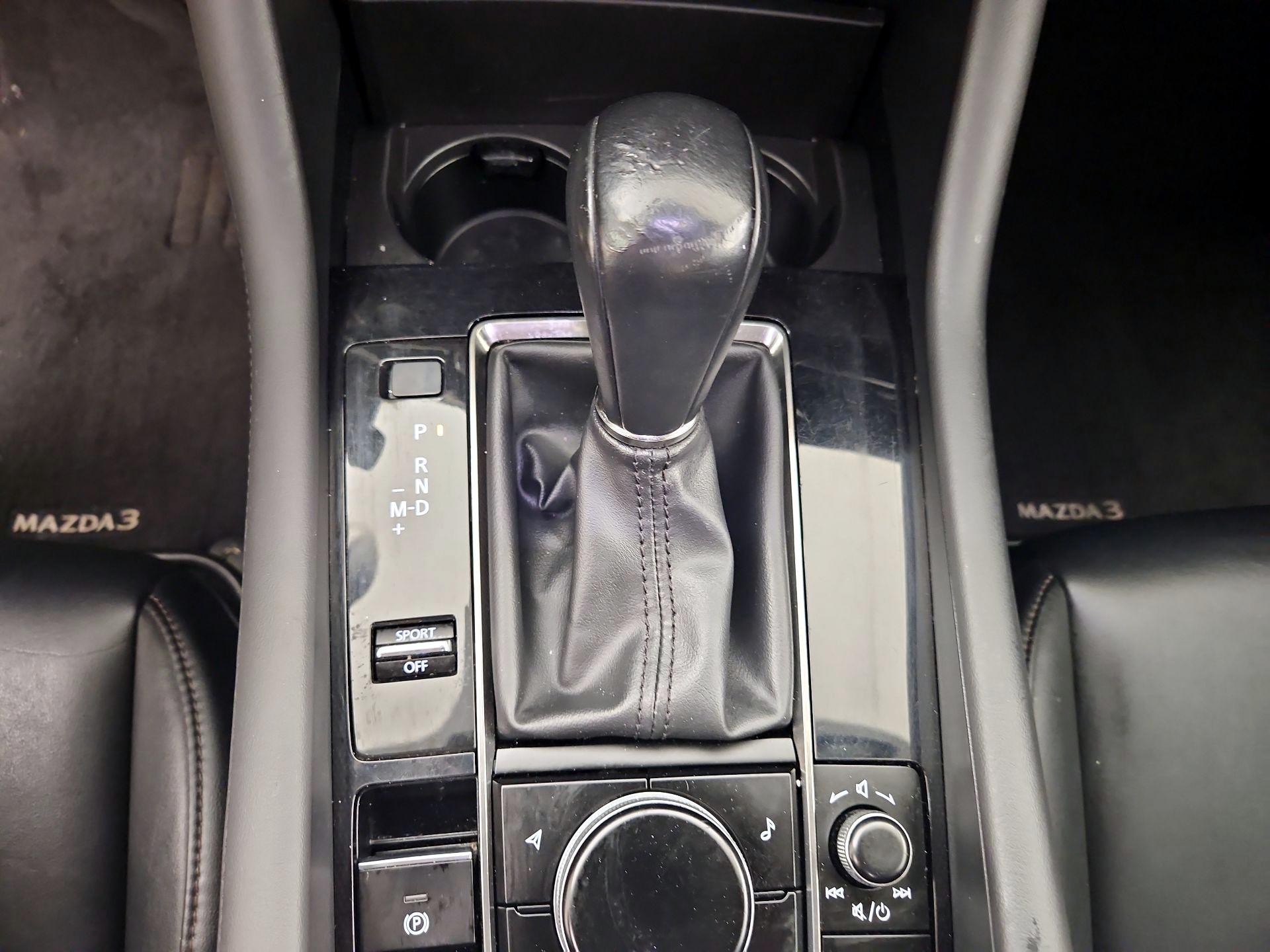 Thumbnail: 2019 Mazda Mazda3 - 18