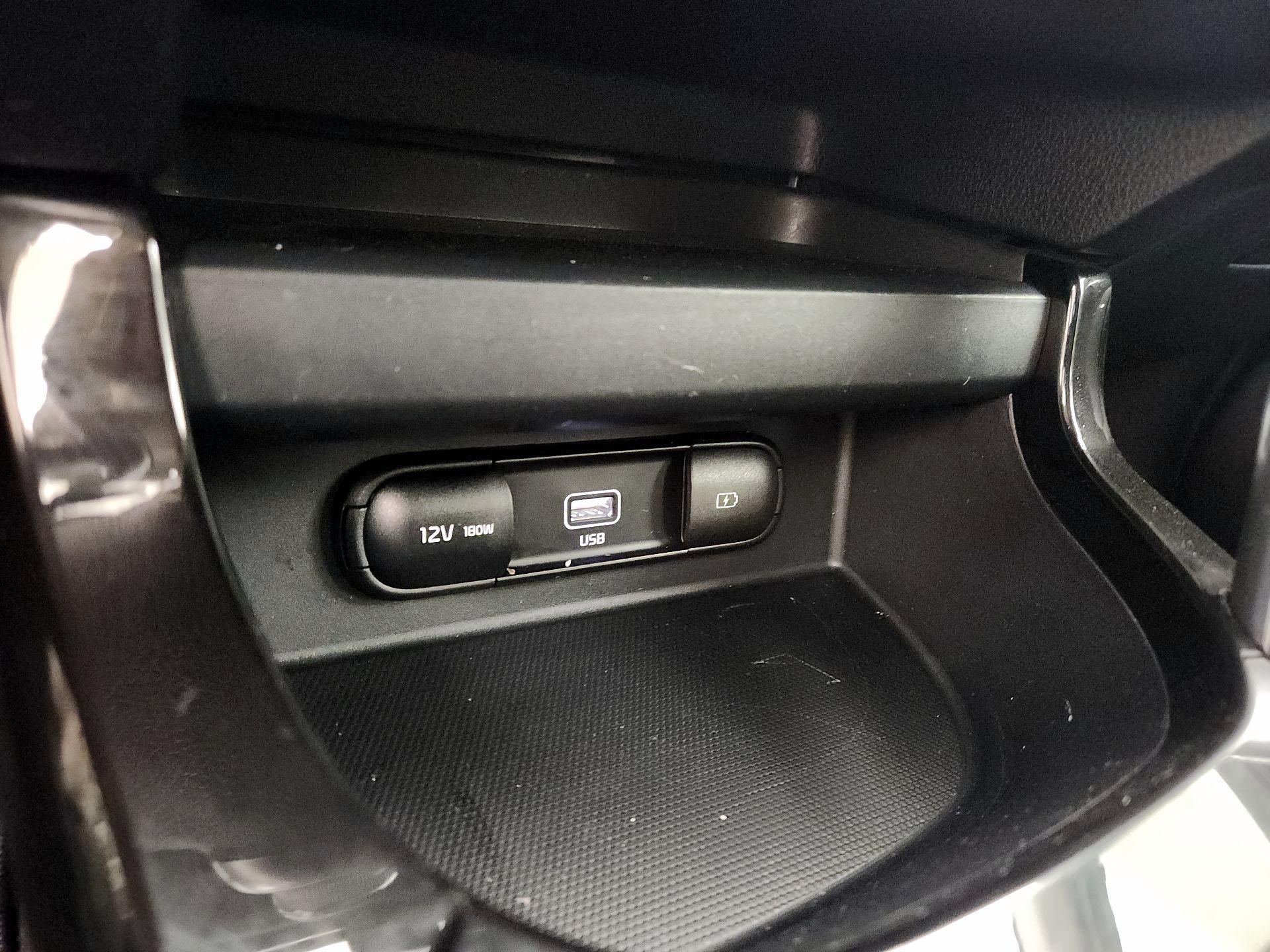 Thumbnail: 2023 Kia Seltos - 18