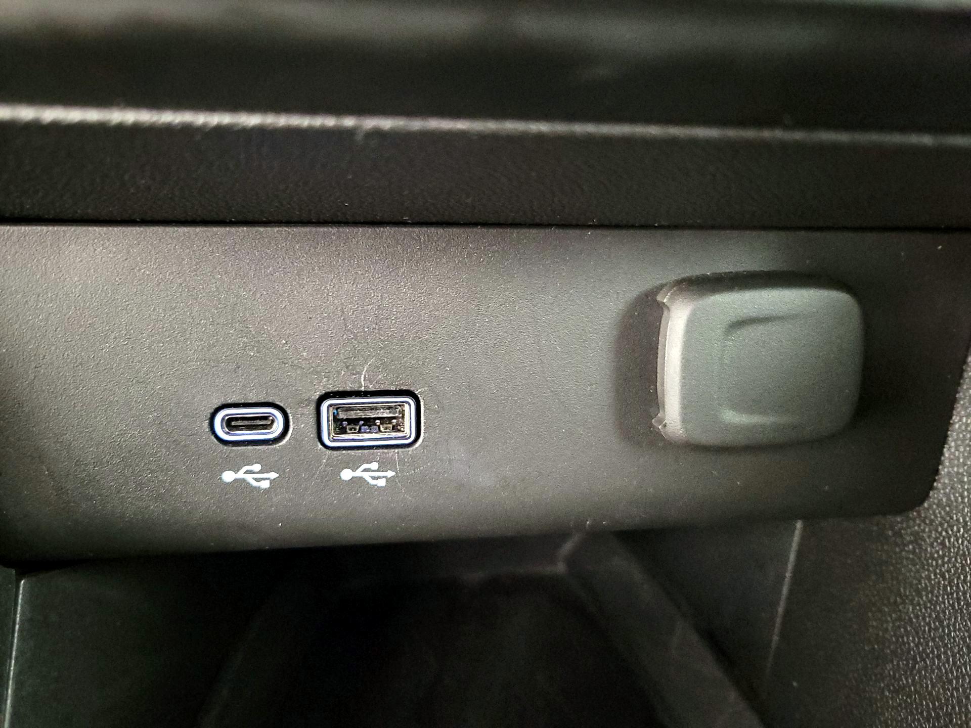 Thumbnail: 2025 Buick Encore GX - 18