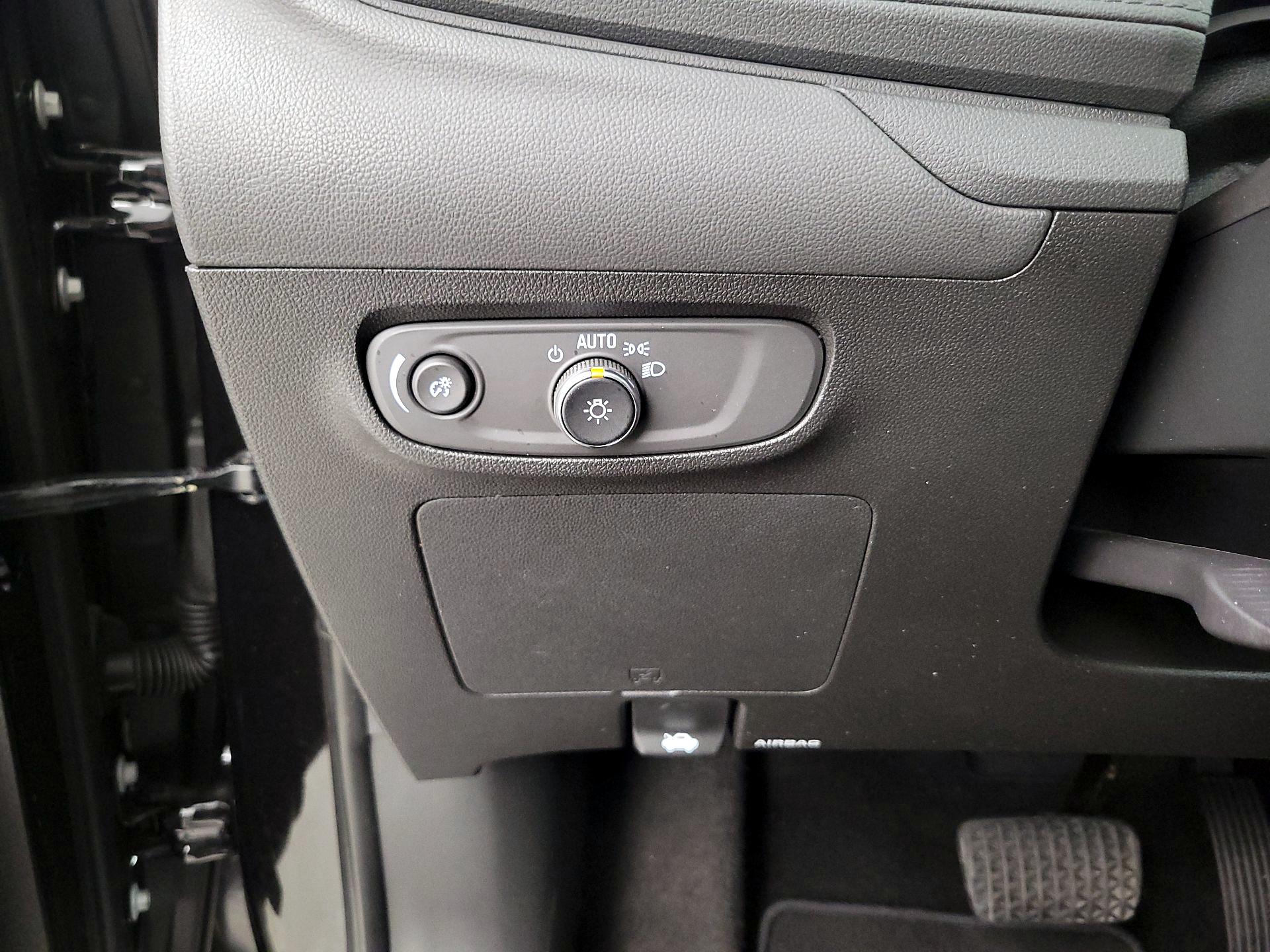 Thumbnail: 2025 Buick Encore GX - 13